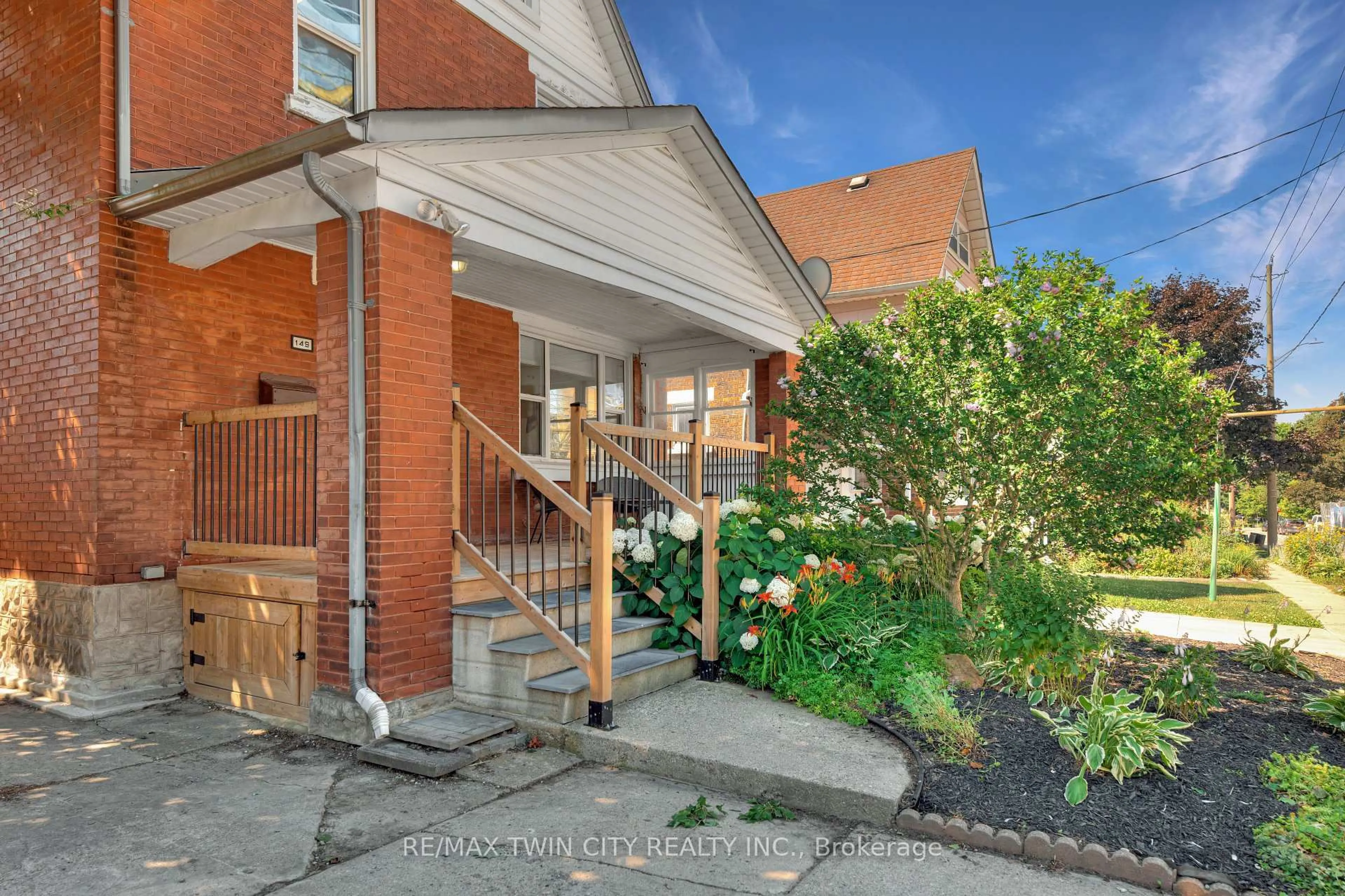 Unknown for 149 Shanley St, Kitchener Ontario N2H 5P4