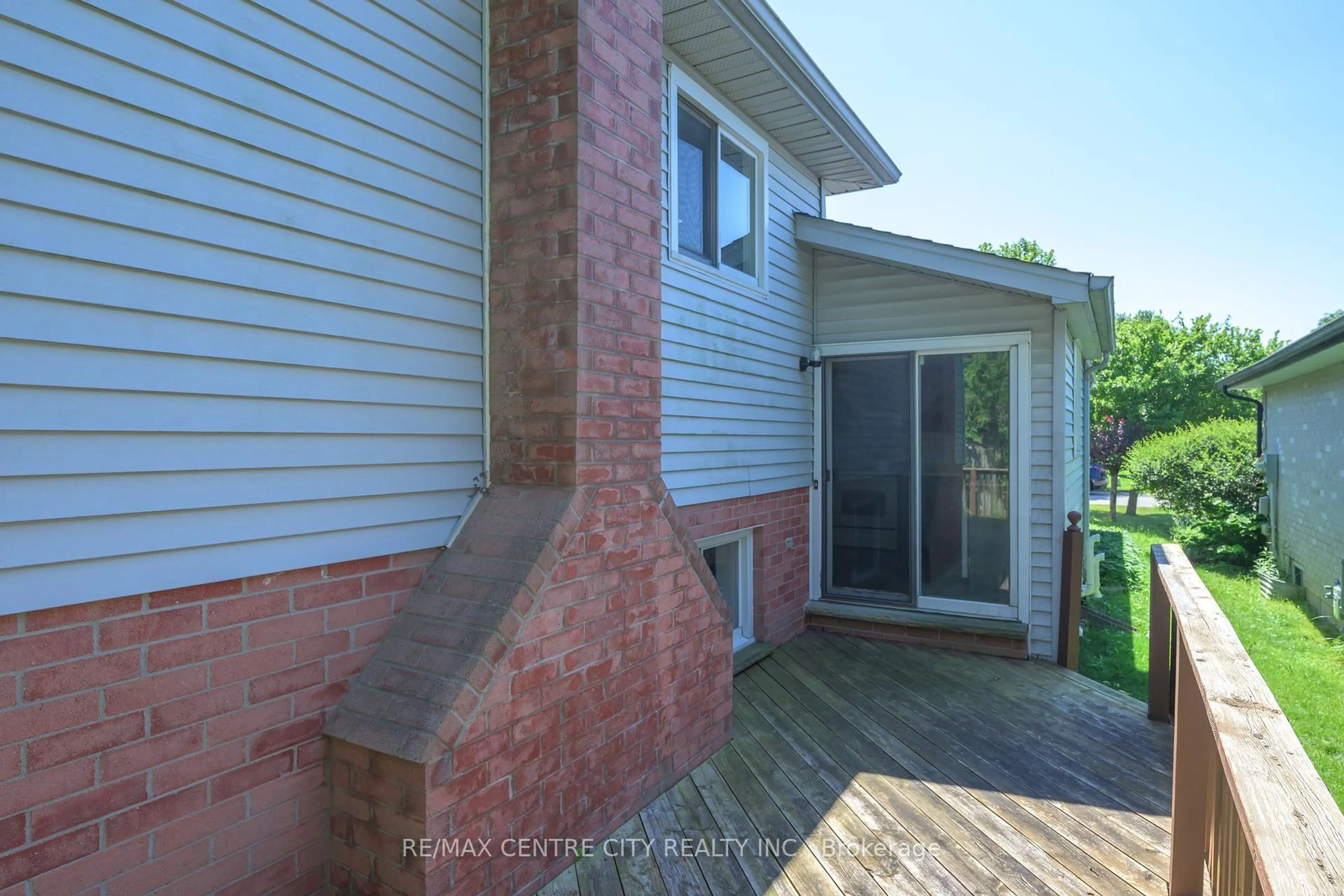 Unknown for 50 Brandy Lane Rd, London North Ontario N6G 4S3