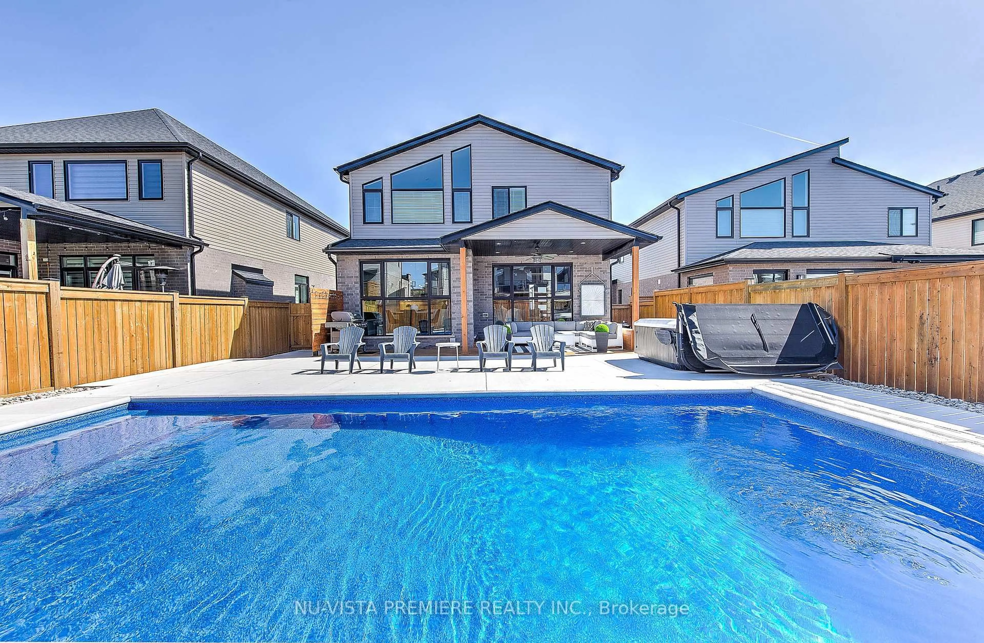 Pool for 1794 BRUNSON Way, London South Ontario N6K 0H1