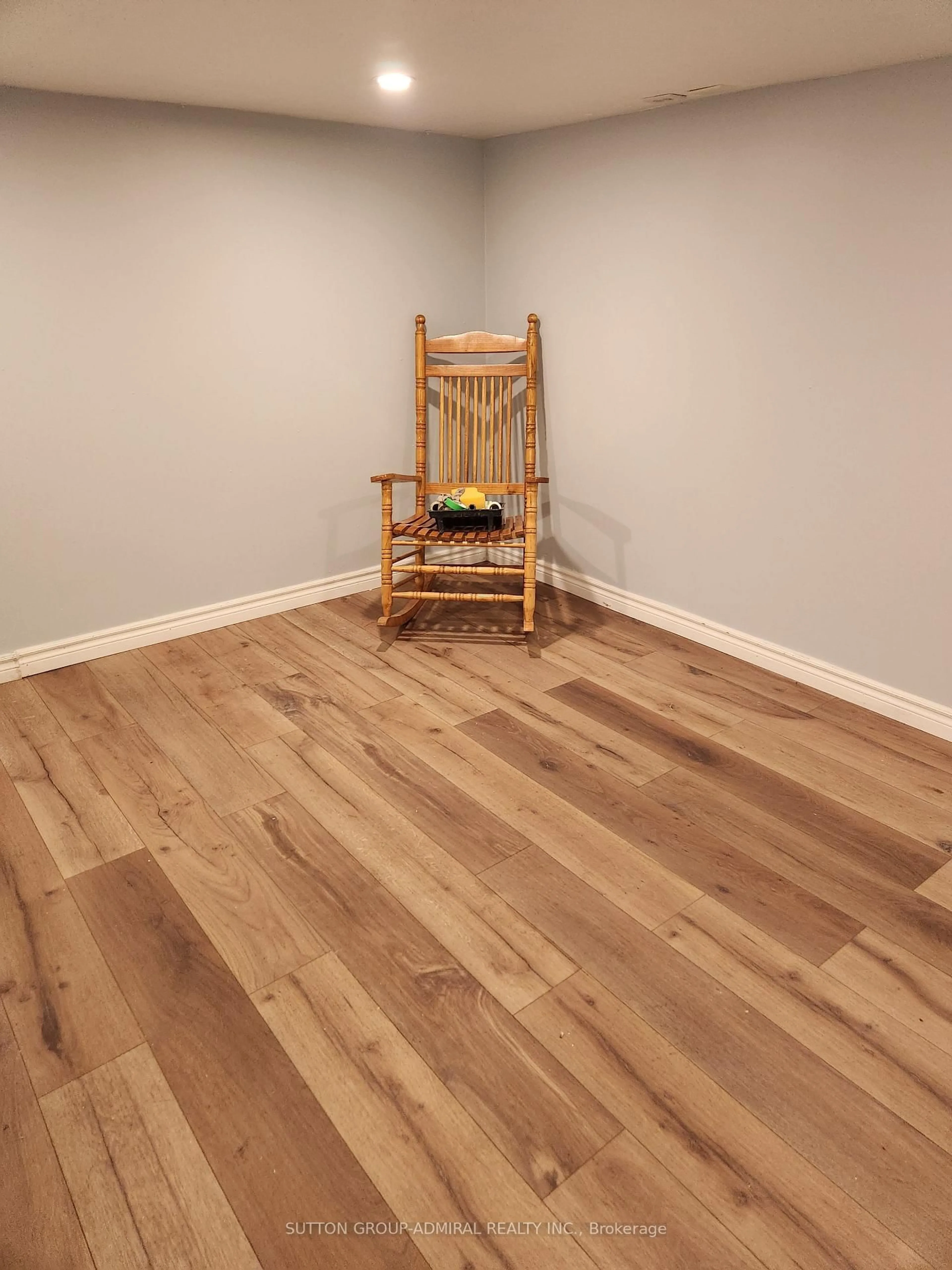 A pic of a room for 809 Portsmouth Ave, Kingston Ontario K7M 1W6