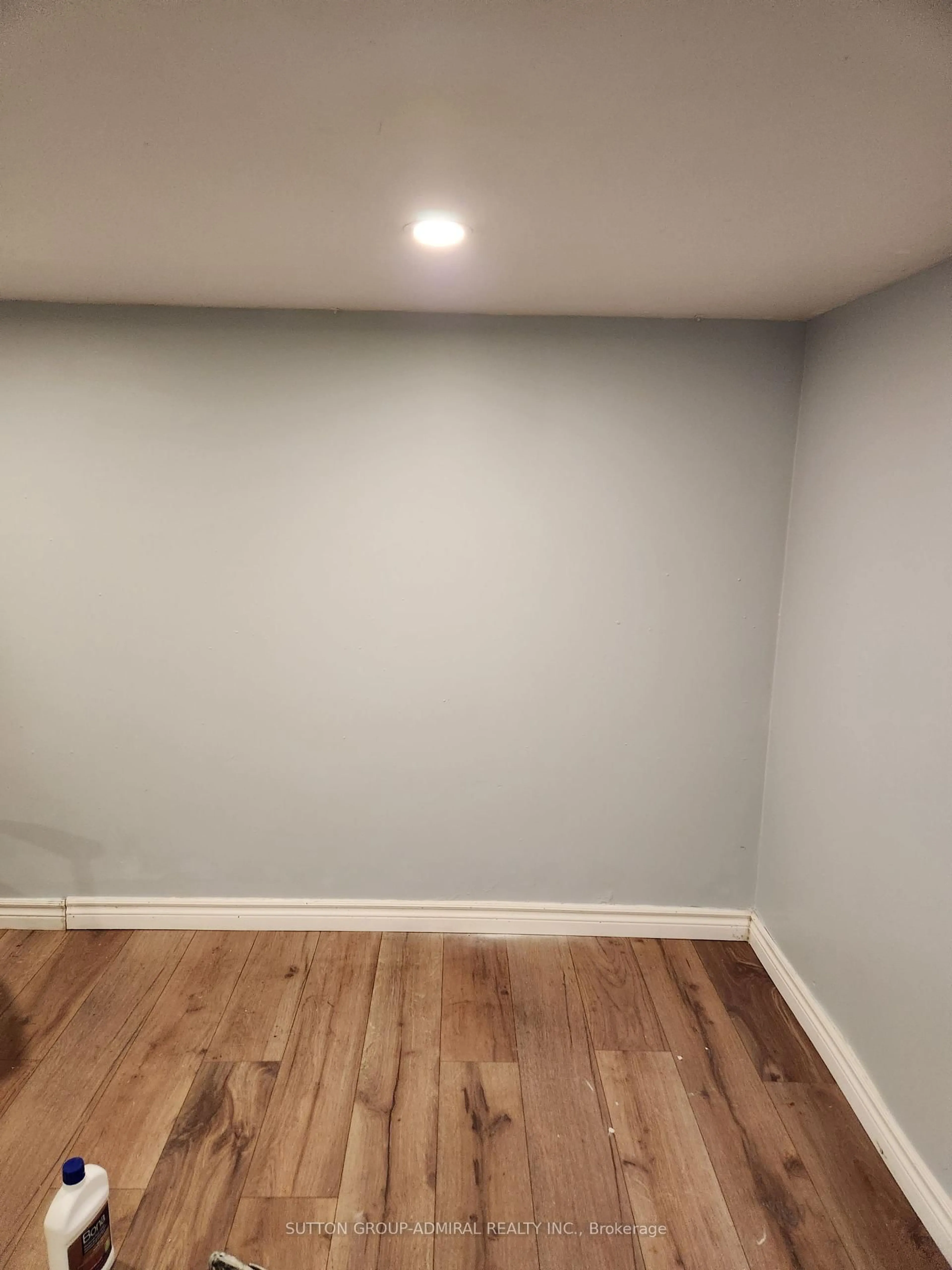A pic of a room for 809 Portsmouth Ave, Kingston Ontario K7M 1W6