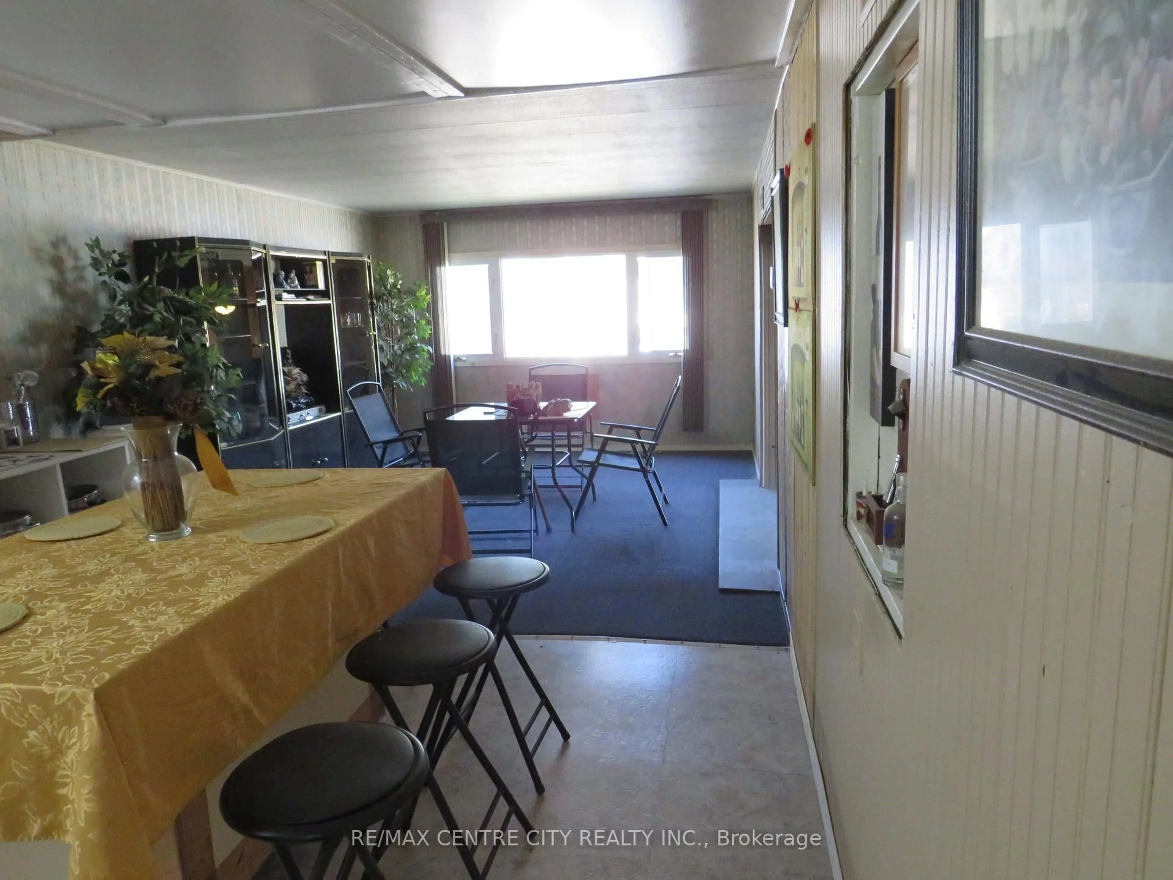 A pic of a room for 3902 Dundas St #4, Thames Centre Ontario N5V 5C6