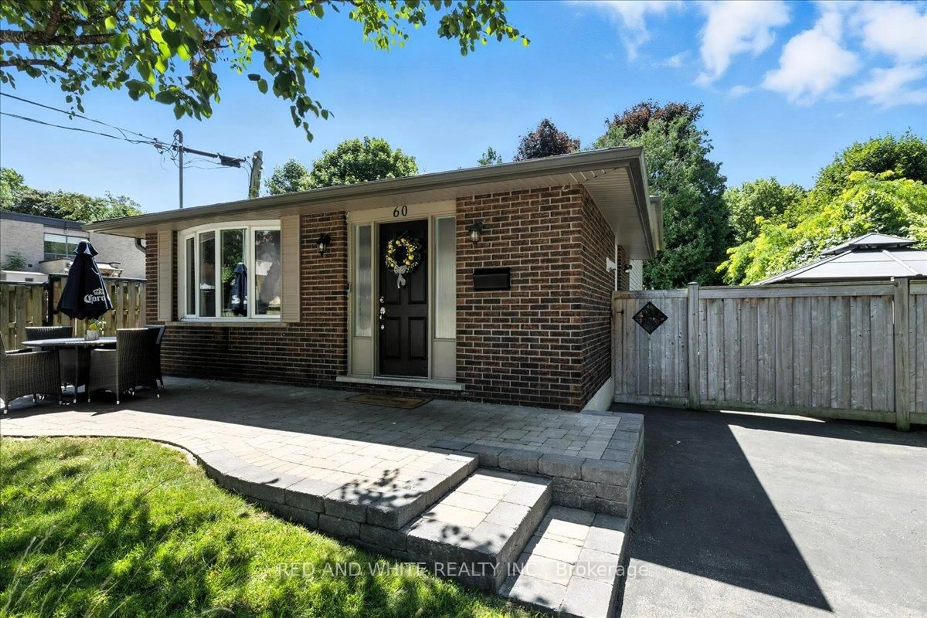 Home with brick exterior material, street for 60 Mulberry Dr, Cambridge Ontario N3C 2J6