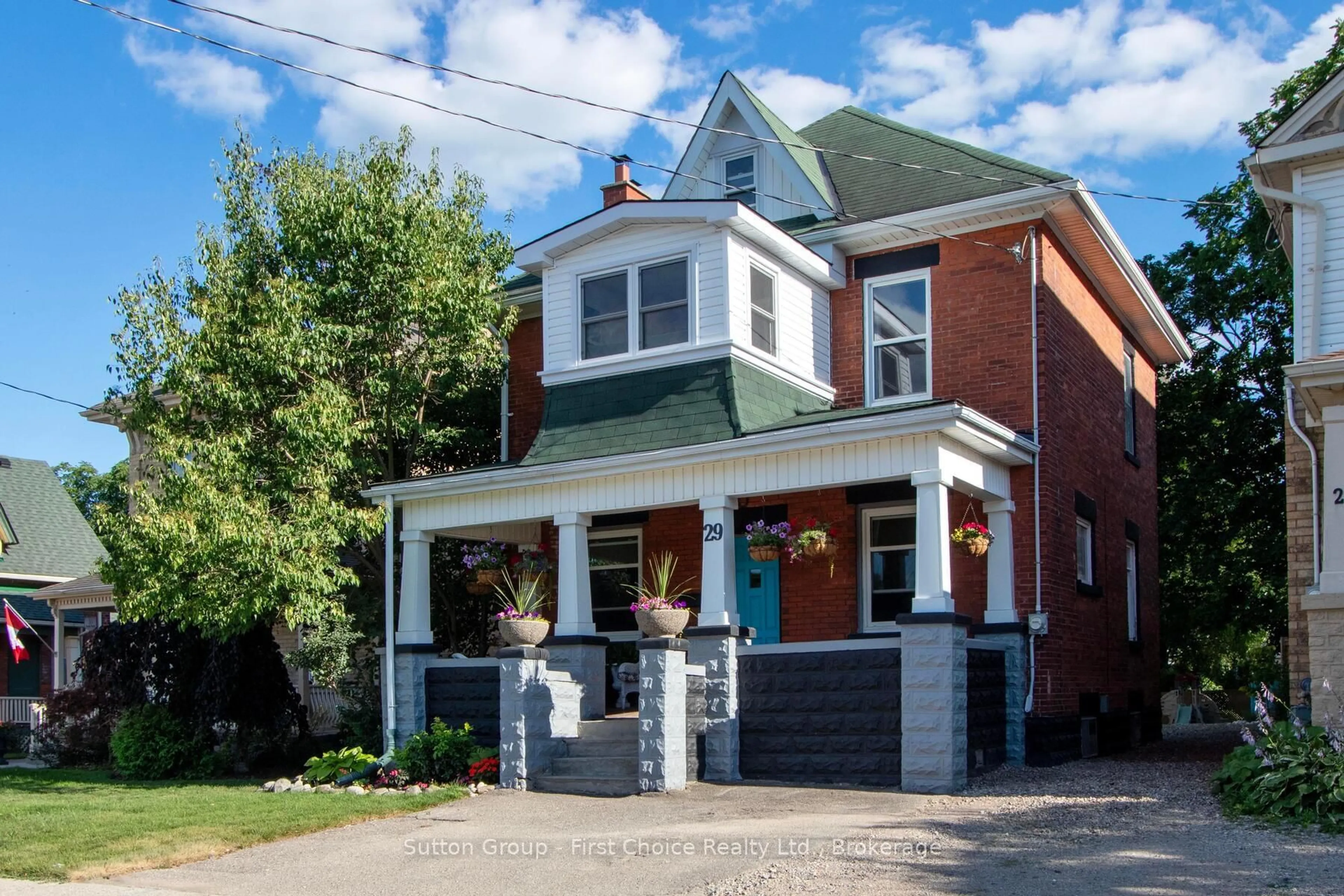 Home with brick exterior material, street for 29 Grange St, Stratford Ontario N5A 3P7