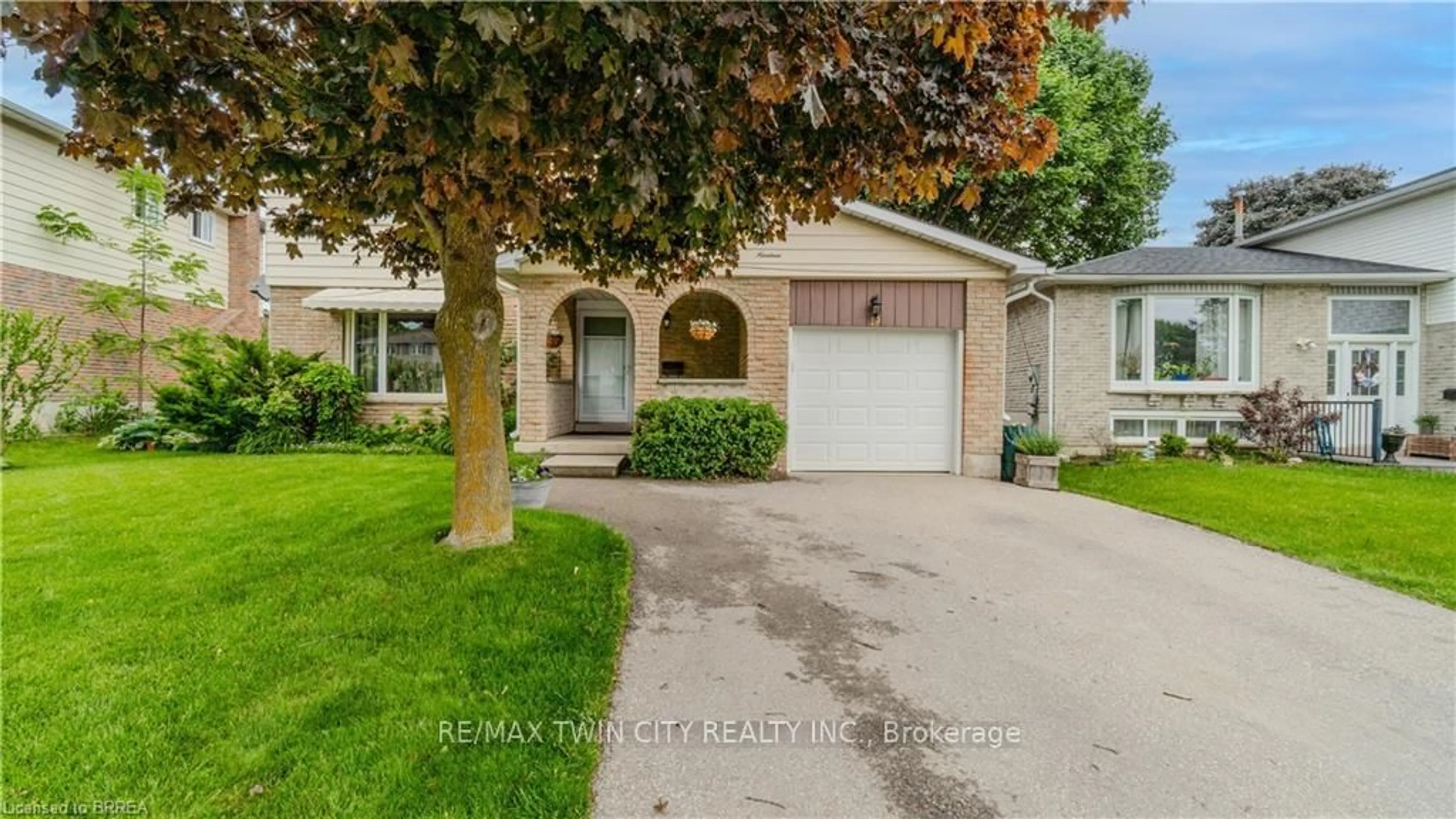 Unknown for 19 Trillium Way, Brant Ontario N3L 3P9