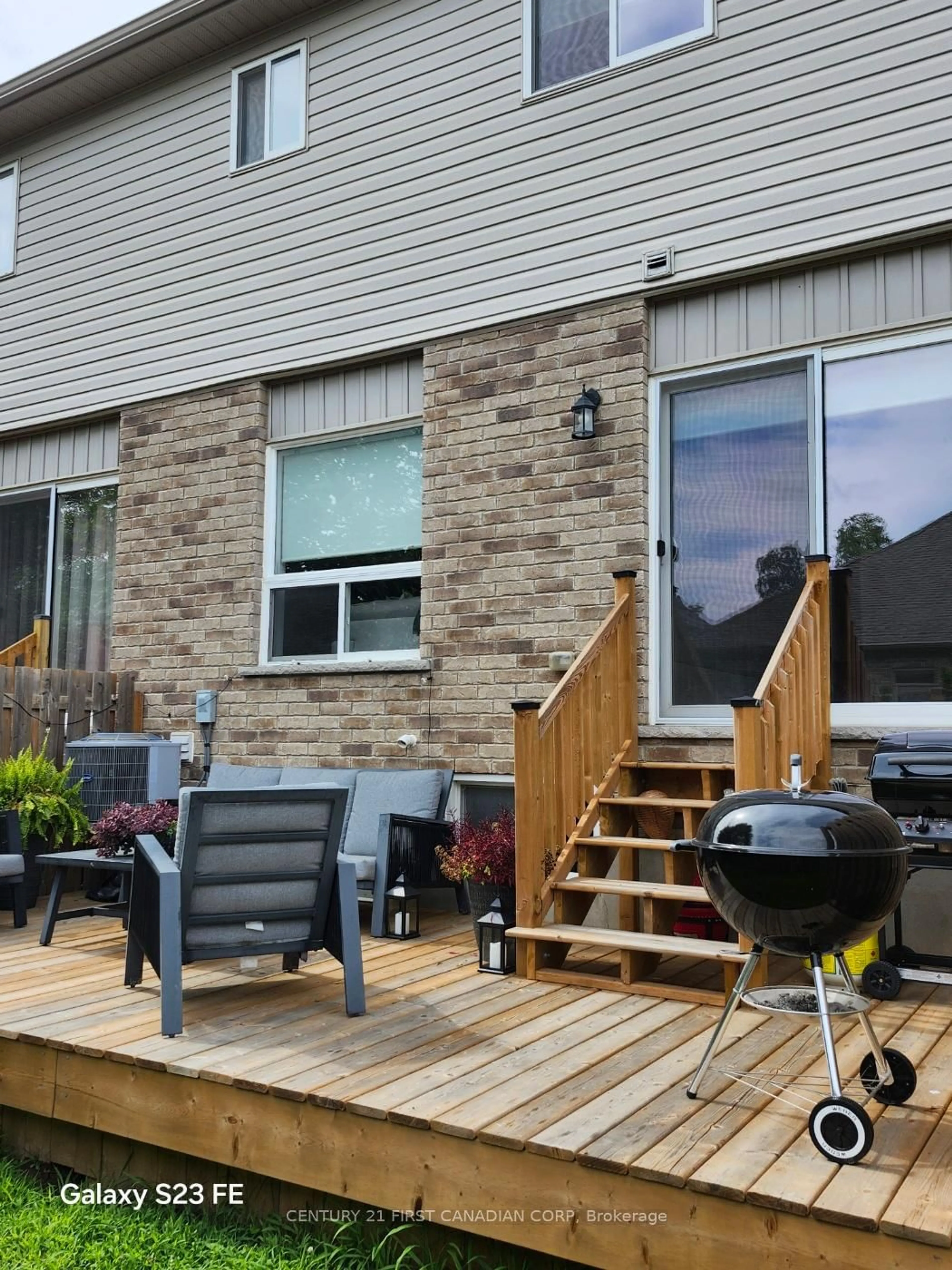 Patio, unknown for 1220 RIVERBEND Rd #45, London South Ontario N6K 0G5