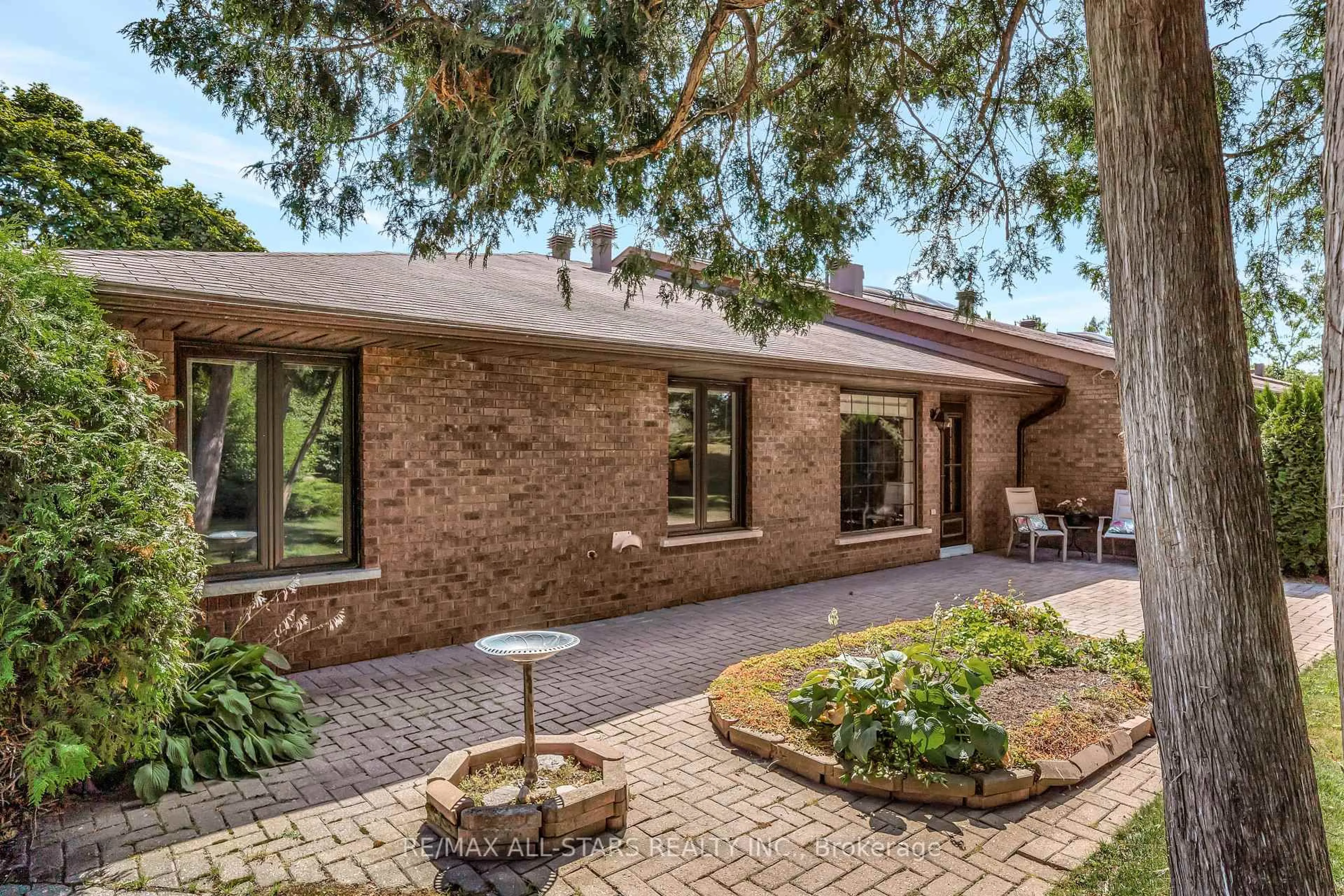 Home with brick exterior material, street for 200 East St #101, Kawartha Lakes Ontario K0M 1A0