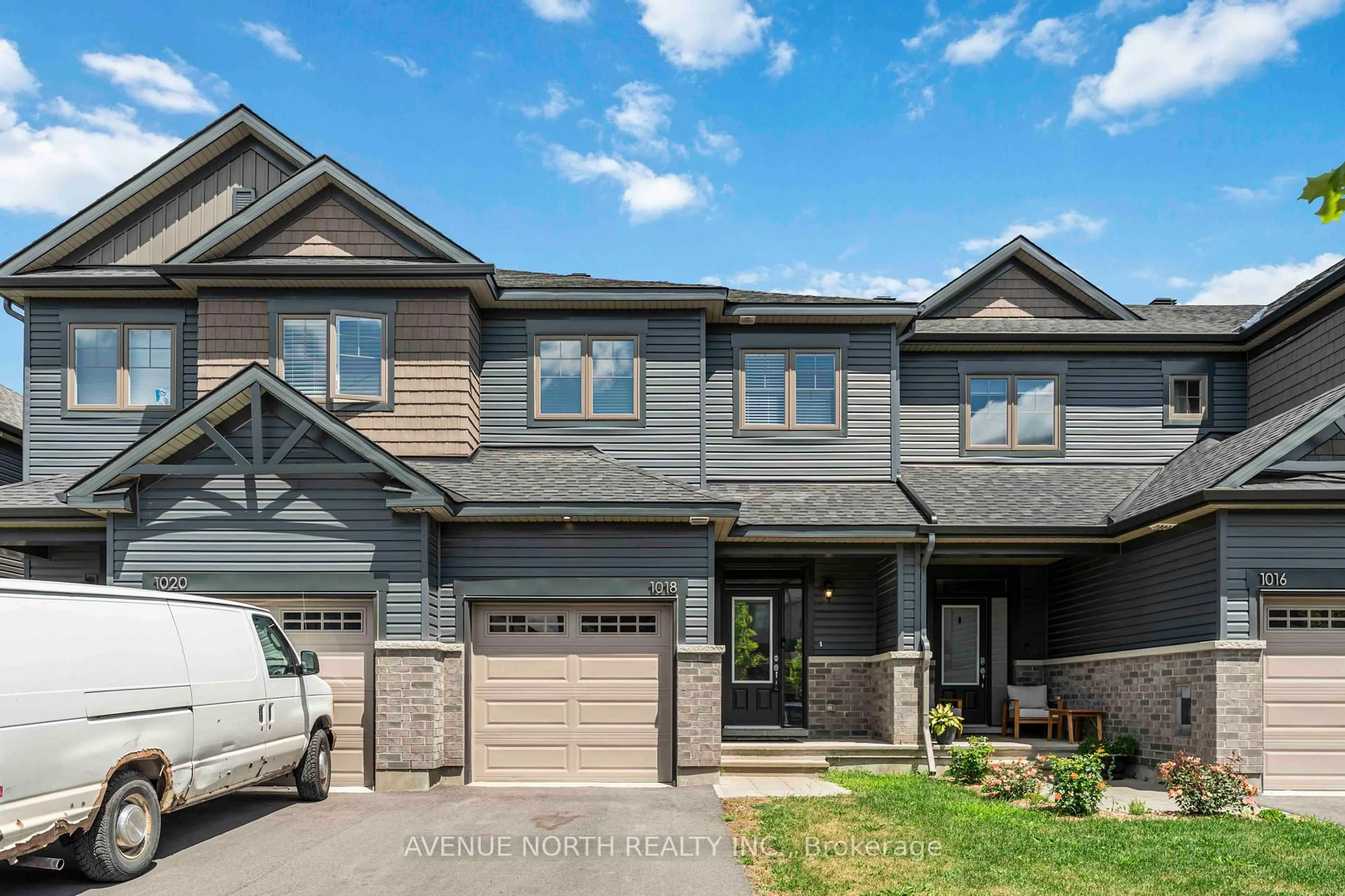 Home with brick exterior material, street for 1018 KIJIK Cres, Ottawa Ontario K1X 0G9