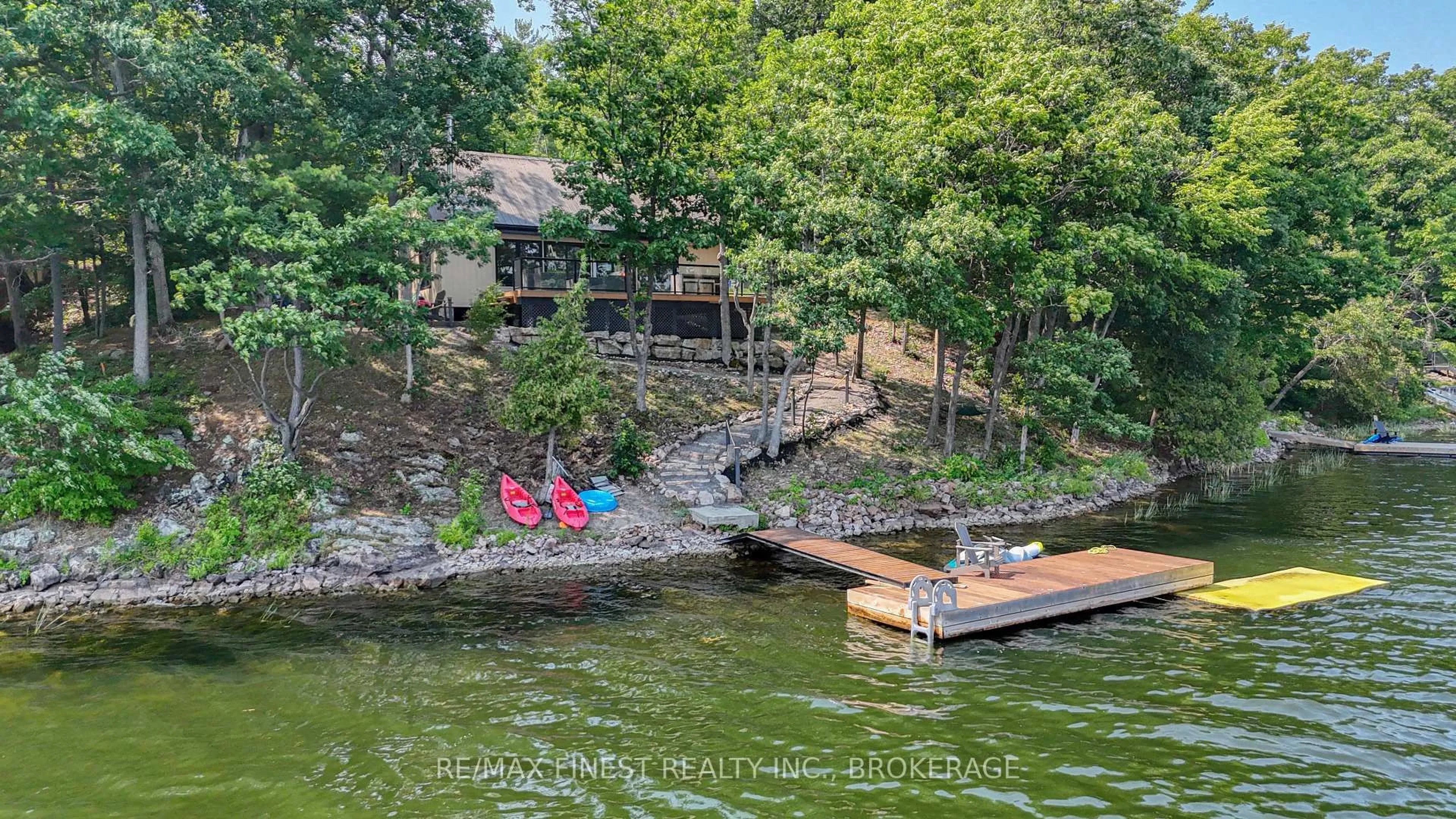 A pic from outside/outdoor area/front of a property/back of a property/a pic from drone, water/lake/river/ocean view for 803 Whippoorwill Rd, Leeds and the Thousand Islands Ontario P1P 1R2