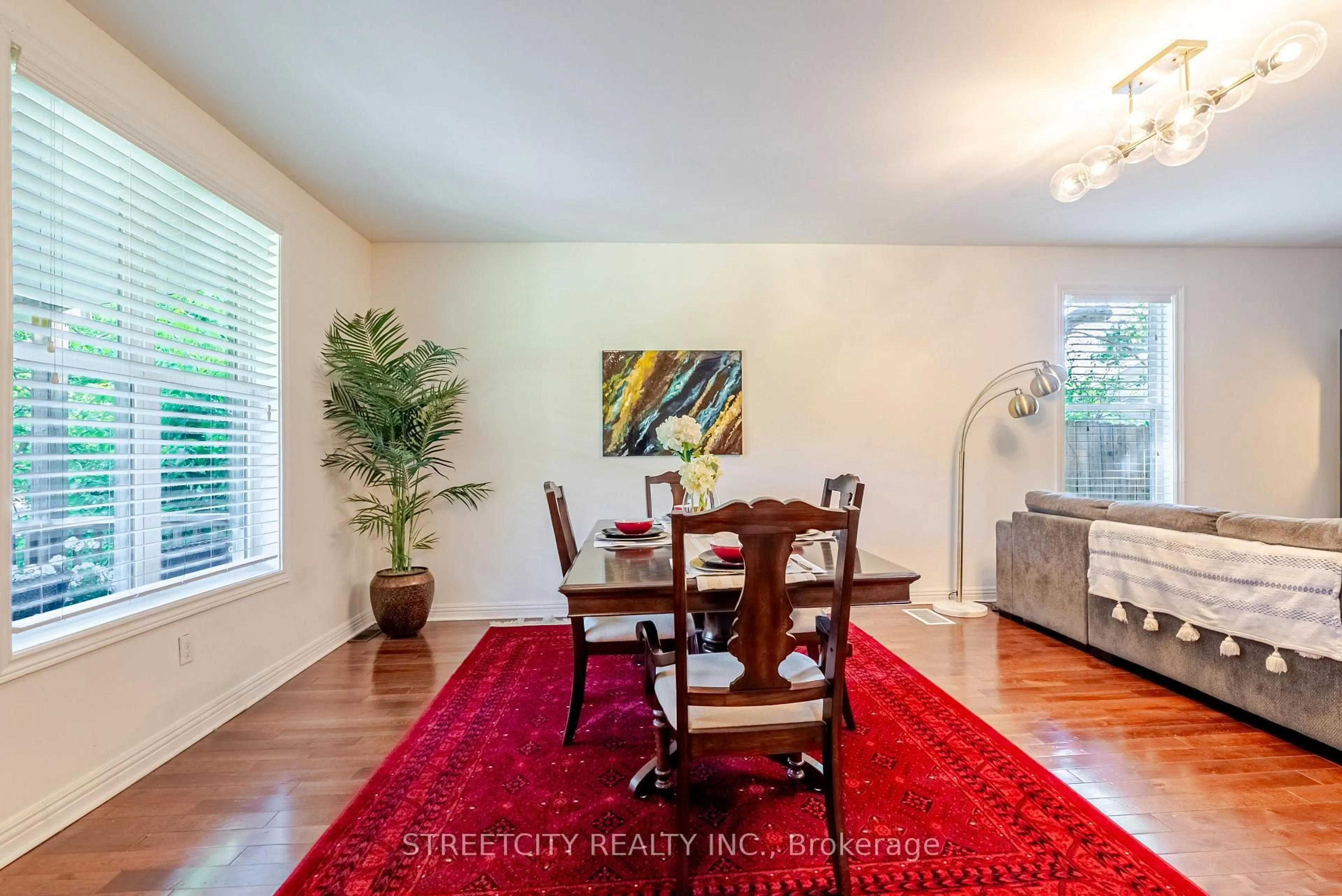 Dining room, unknown for 230 Hill St, London East Ontario N6B 1C9