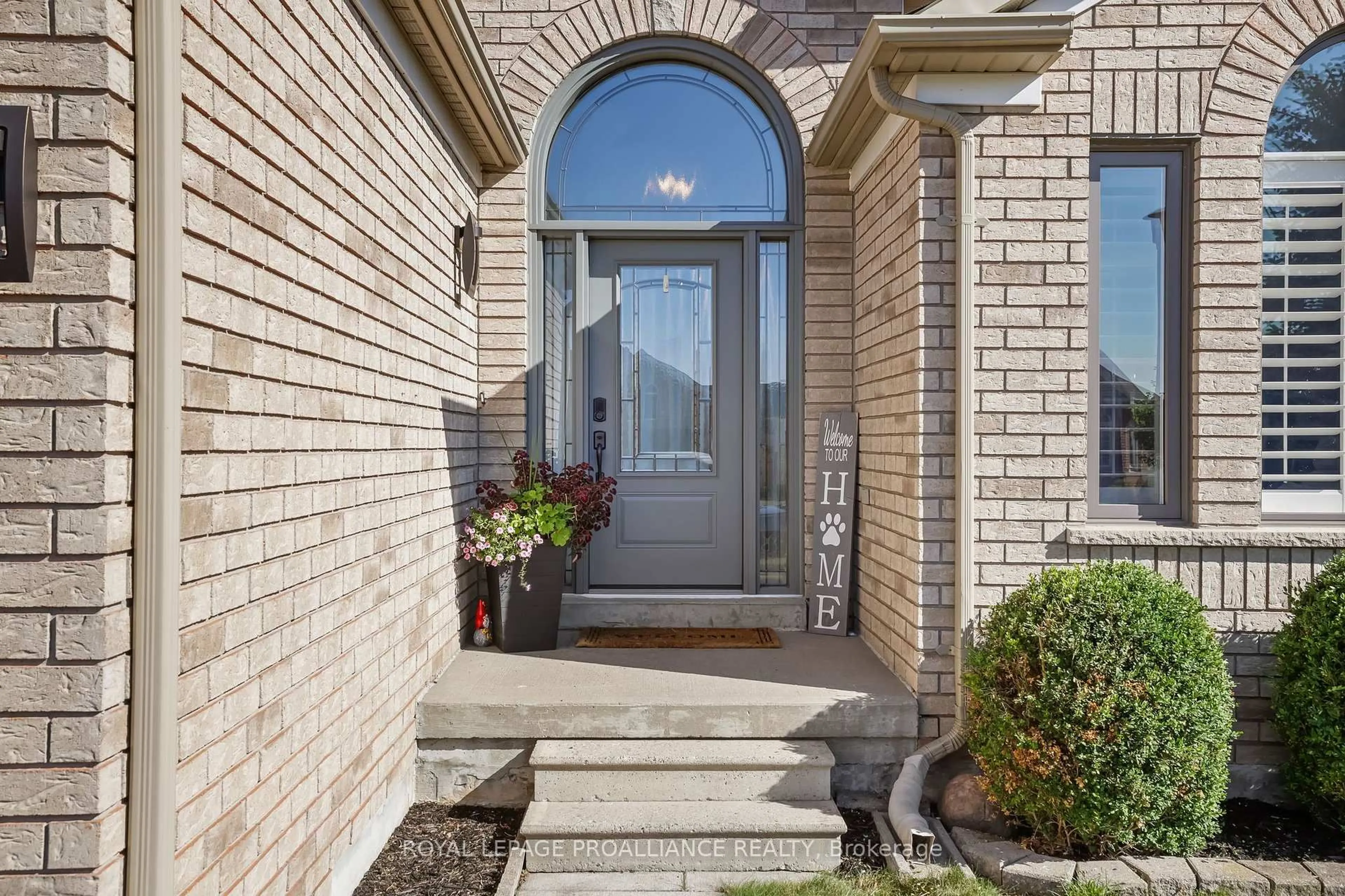 Indoor entryway for 70 Jiggins Crt, Port Hope Ontario L1A 0A2