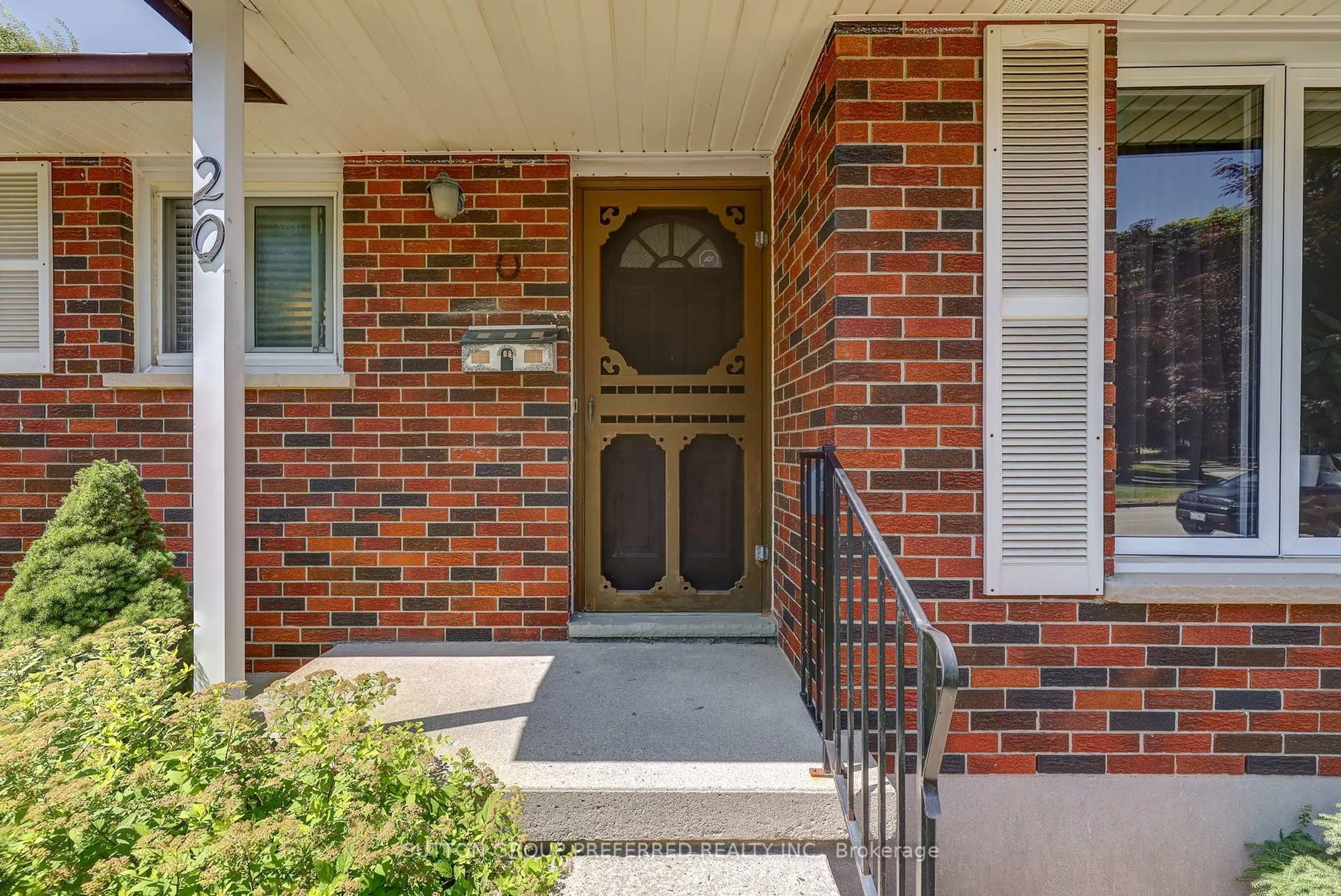 Home with brick exterior material, street for 20 Amy Cres, London East Ontario N5Y 4A6