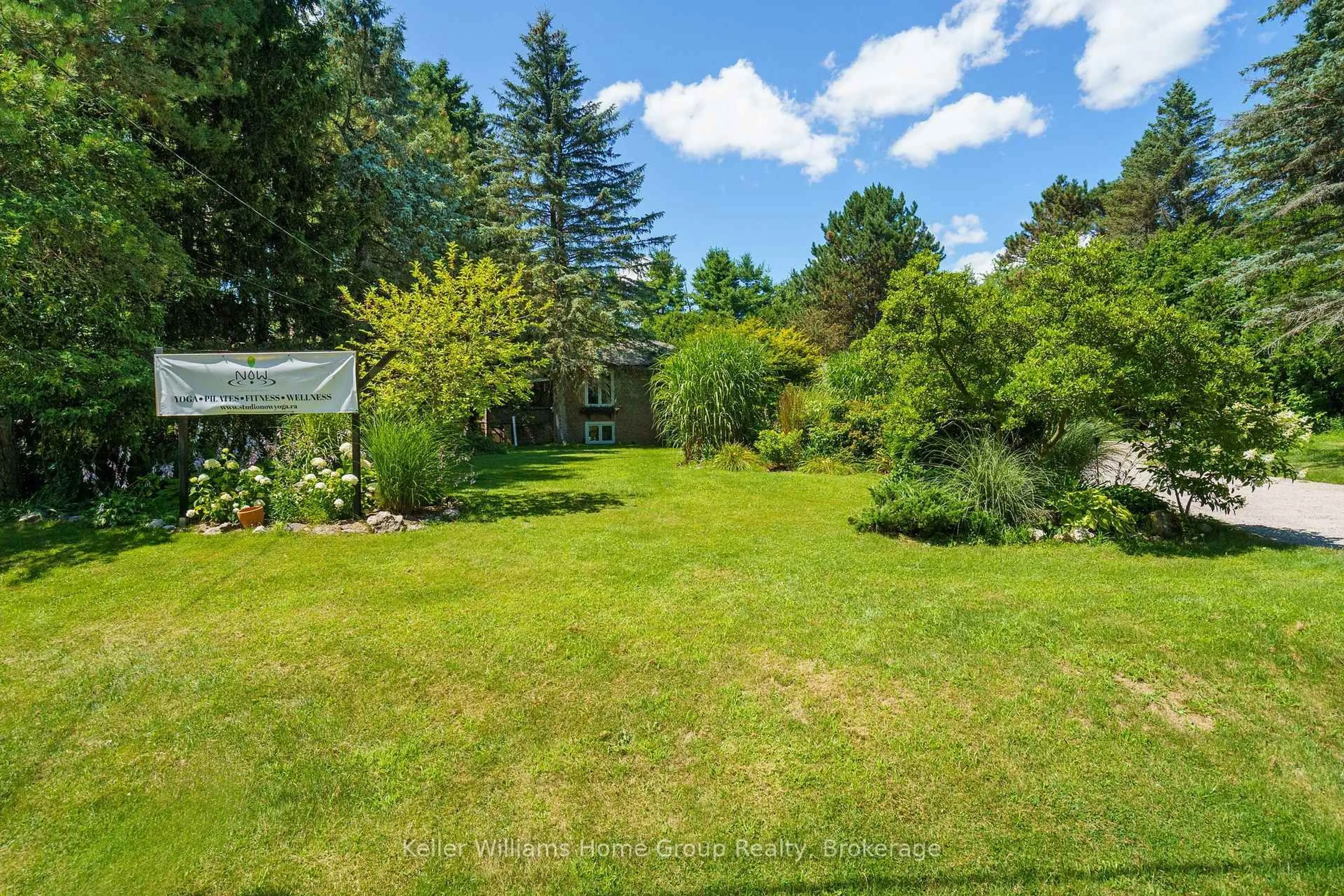A pic from outside/outdoor area/front of a property/back of a property/a pic from drone, forest/trees view for 235 Concession 11 Rd, Hamilton Ontario L8B 1H7