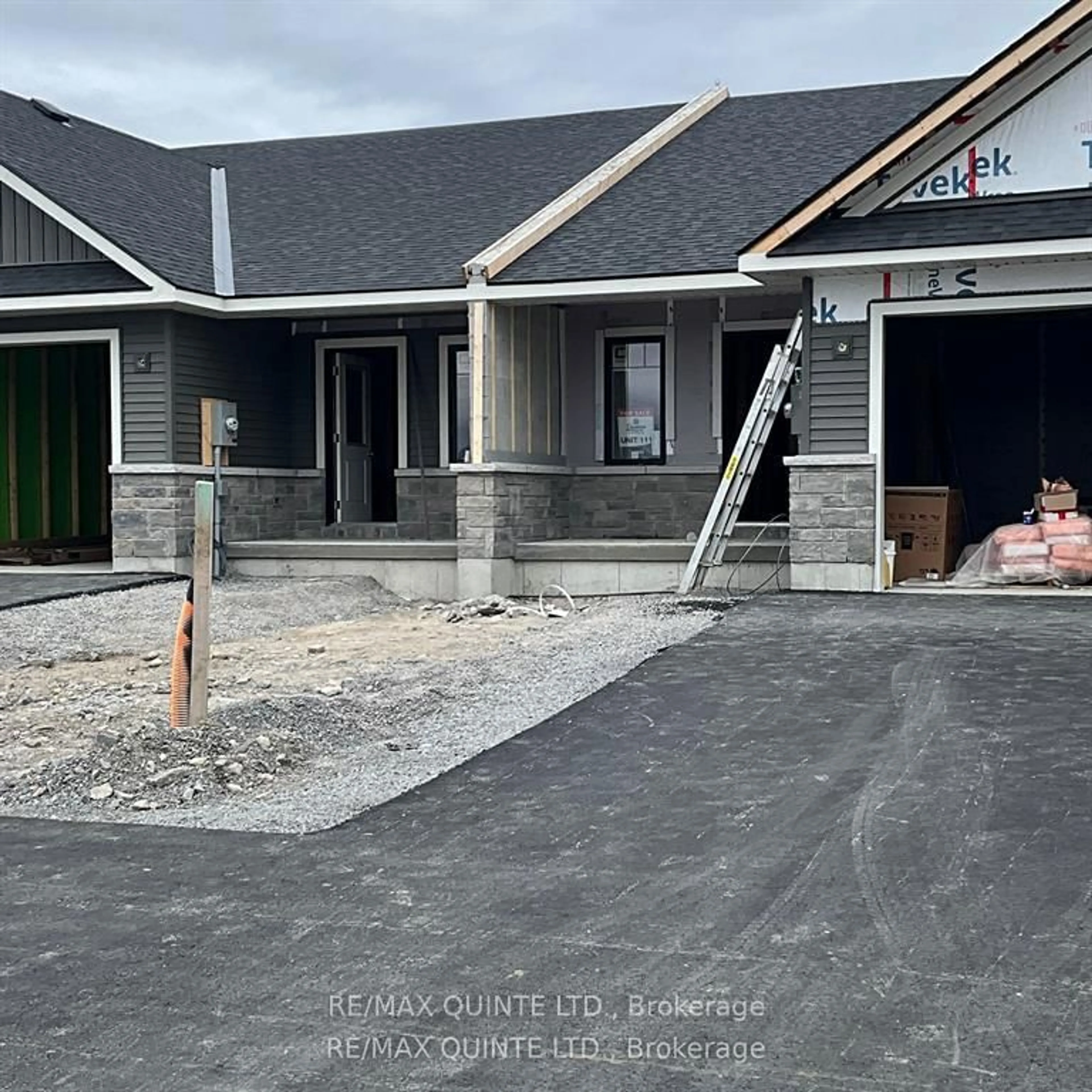 Home with vinyl exterior material, street for 57 Sandhu Cres, Belleville Ontario K8P 0G7