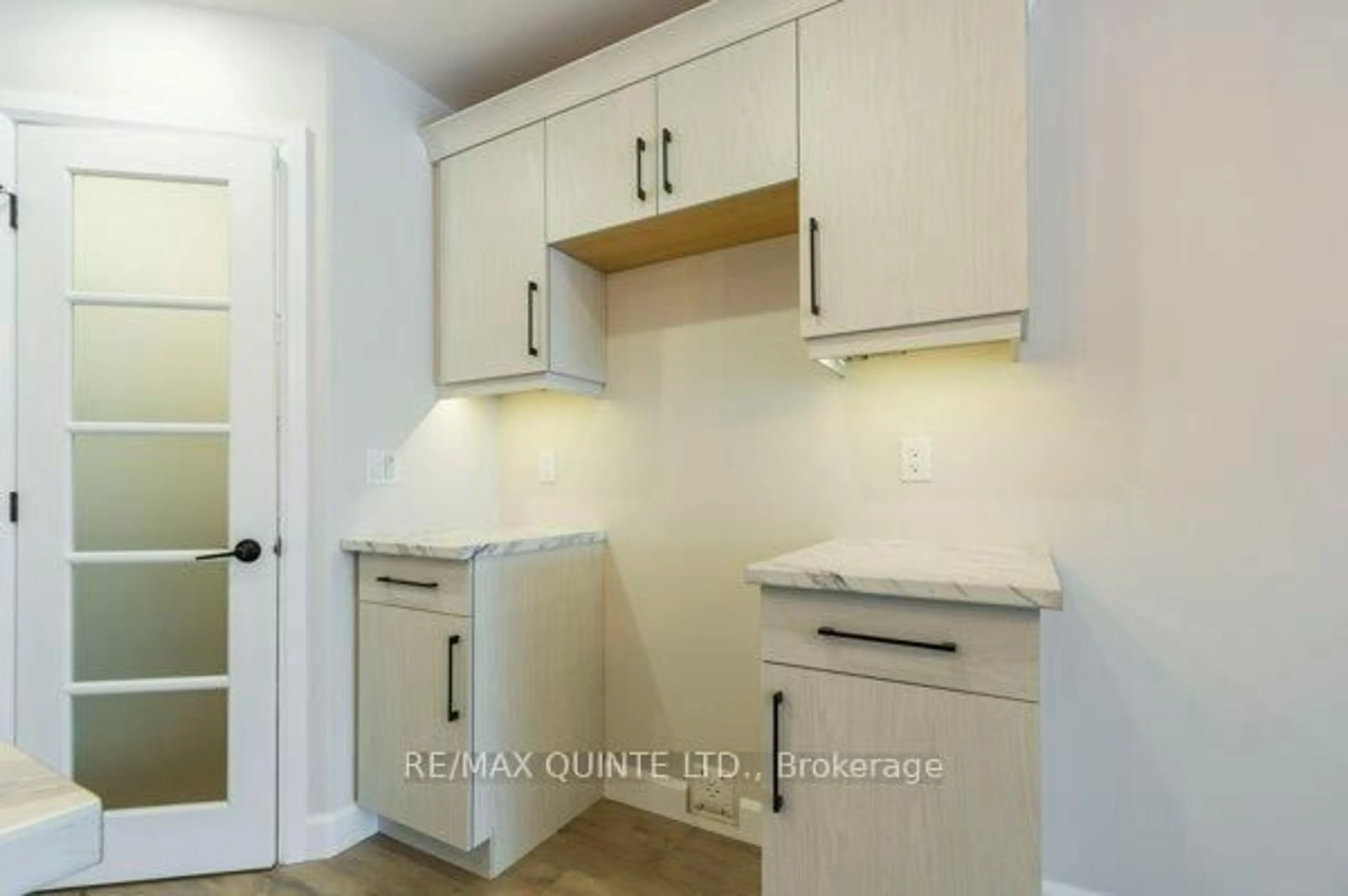 Standard kitchen, unknown for 57 Sandhu Cres, Belleville Ontario K8P 0G7