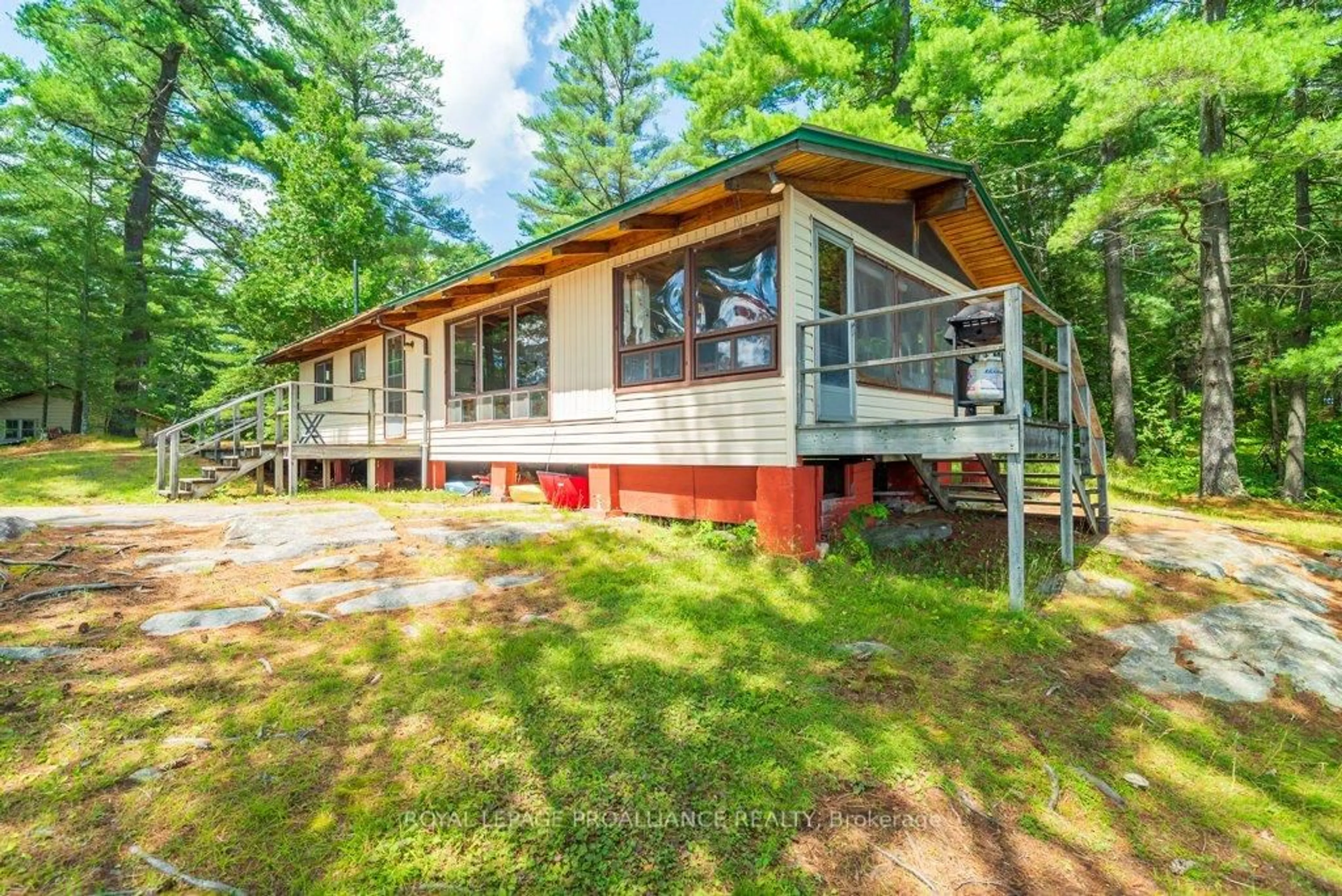 Unknown for 1056 A Glass Lane, Clarendon Station Ontario K0H 1J0