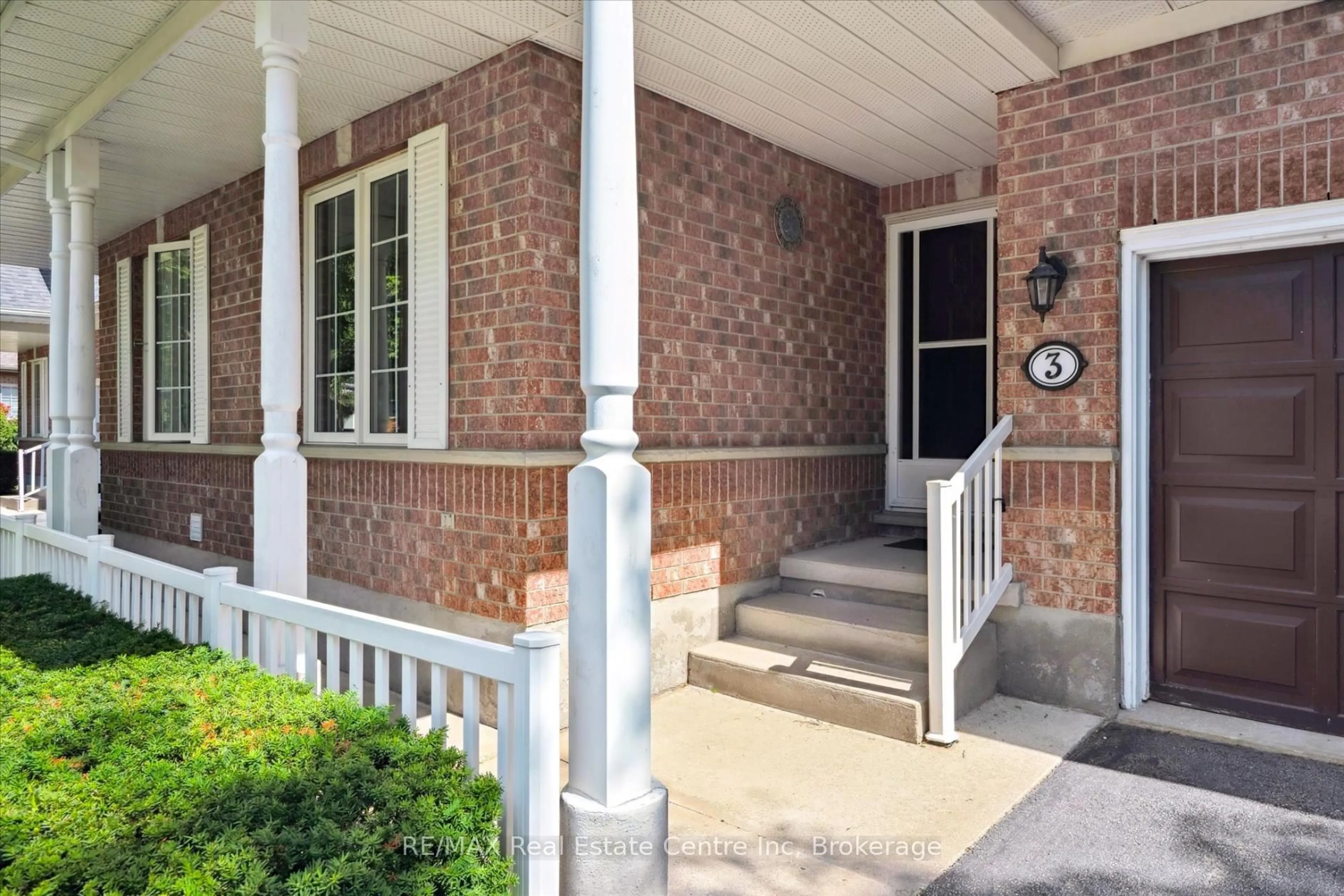 Unknown for 3 GARDENVIEW Crt, Guelph Ontario N1G 4X7
