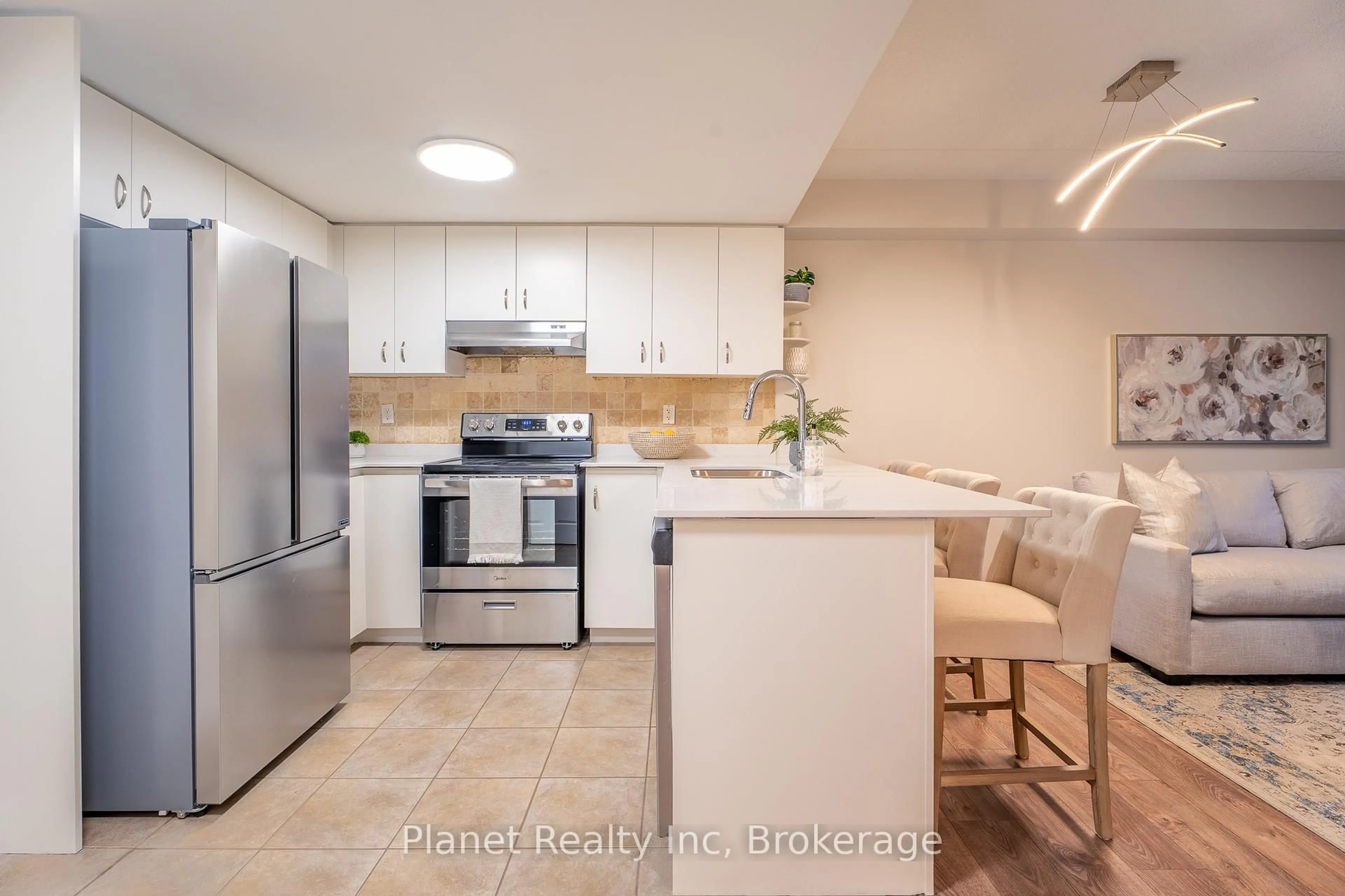 Unknown for 39 Goodwin Dr #110, Guelph Ontario N1L 0E5