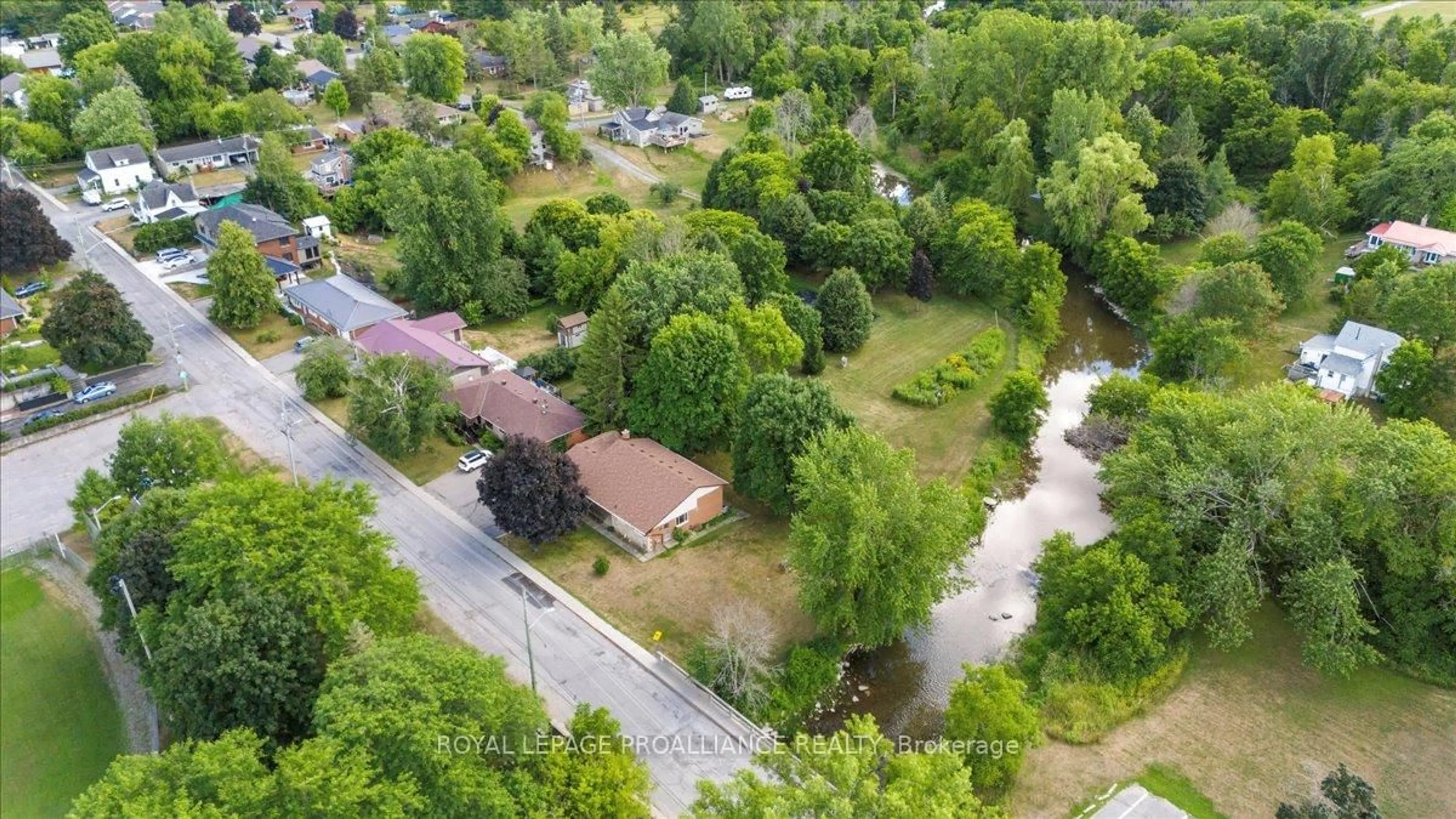 A pic from outside/outdoor area/front of a property/back of a property/a pic from drone, street for 76 Henry St, Stirling Ontario K0K 3E0