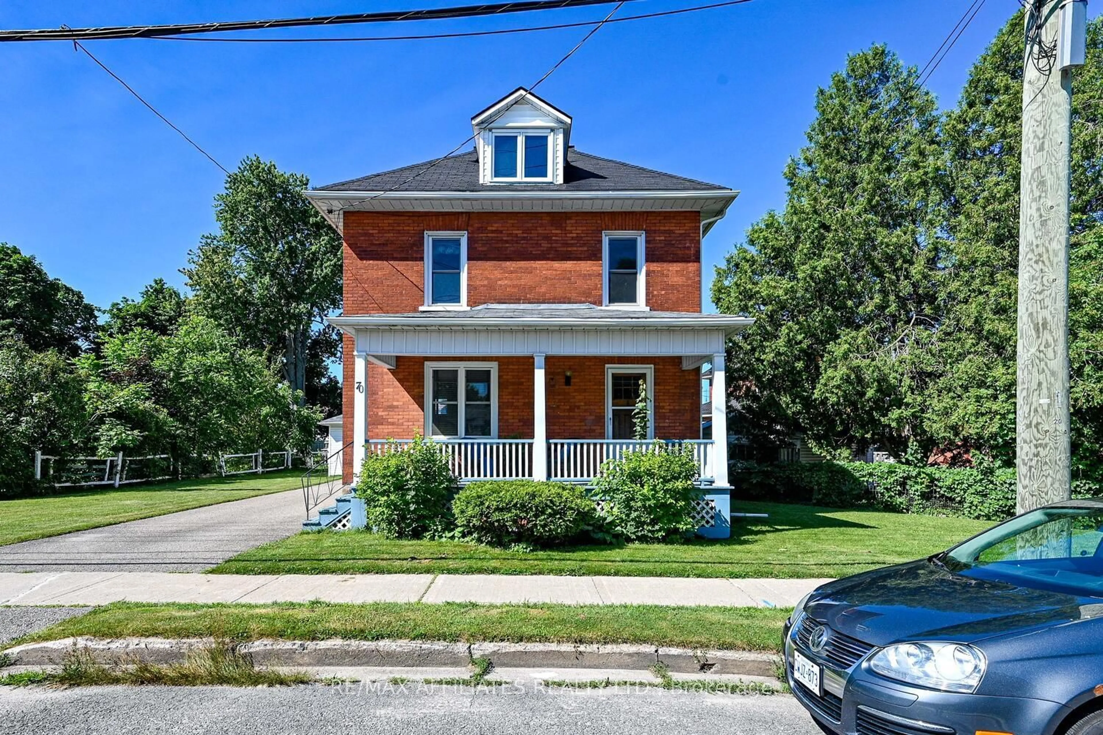 Home with brick exterior material, street for 70 McGill St, Smiths Falls Ontario K7A 2J9