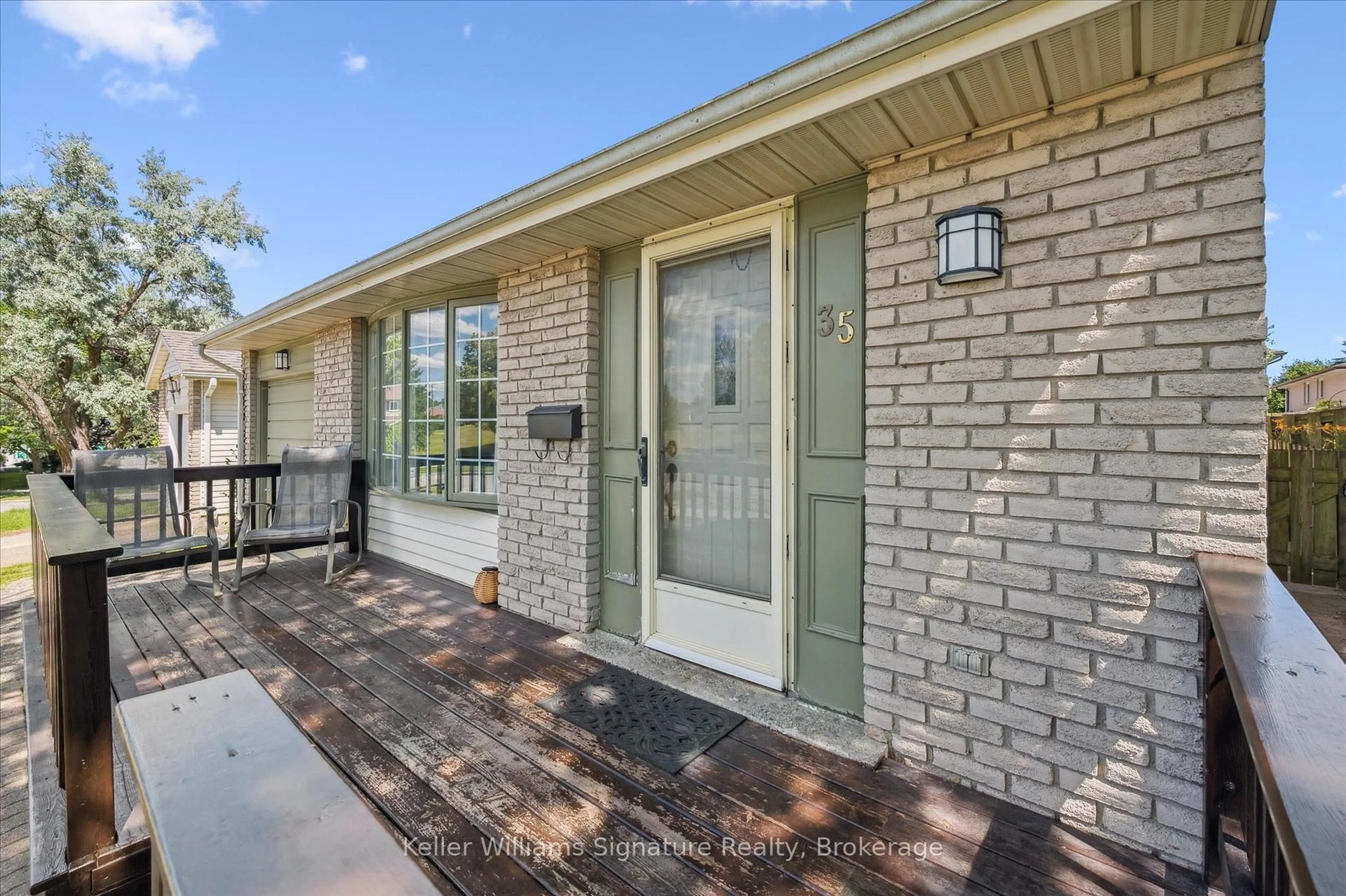 Home with brick exterior material, street for 35 Parkland Cres, Kitchener Ontario N2N 1R5