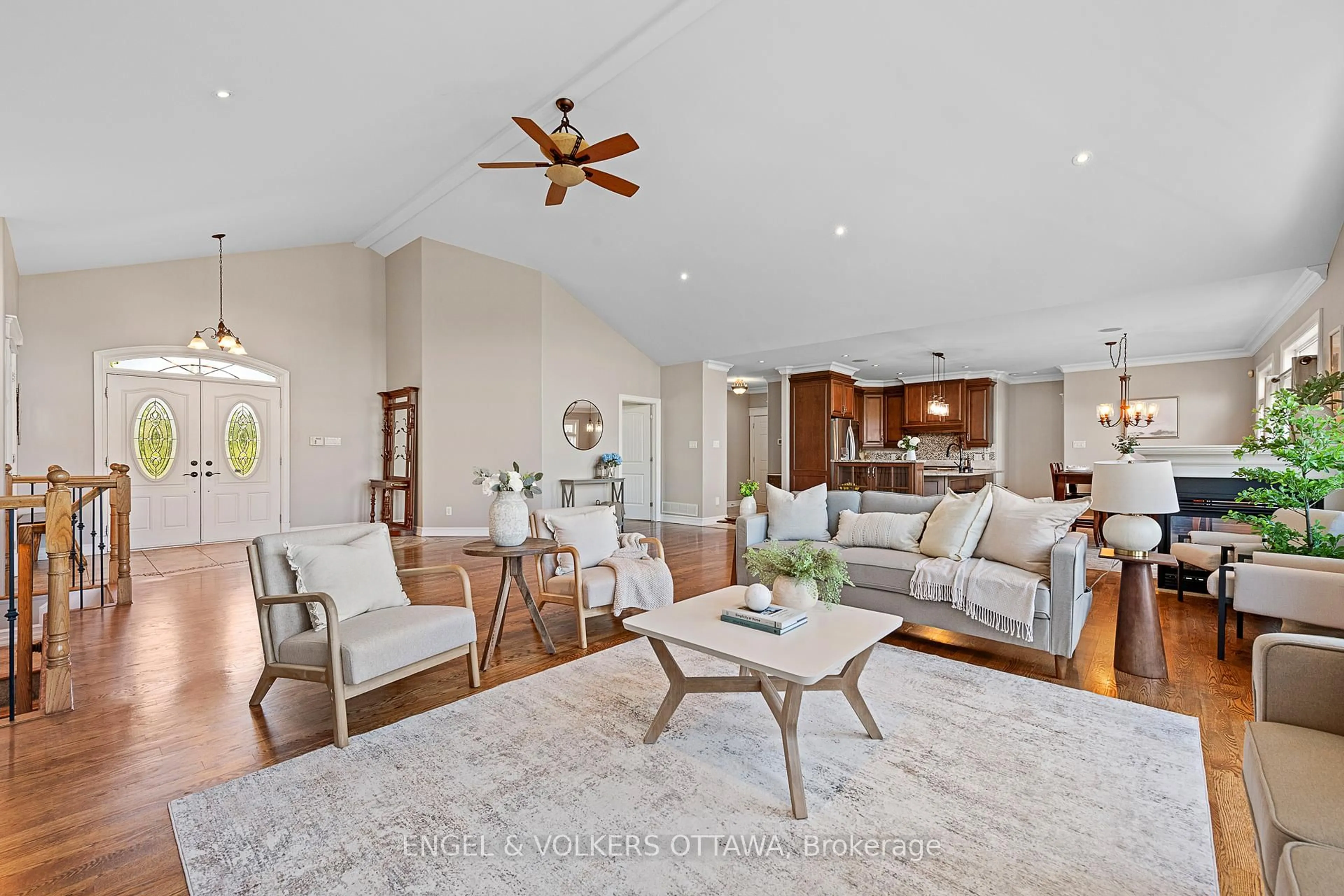 Living room with furniture, unknown for 1468 Sandy Beach Crt, Ottawa Ontario K4P 0C2
