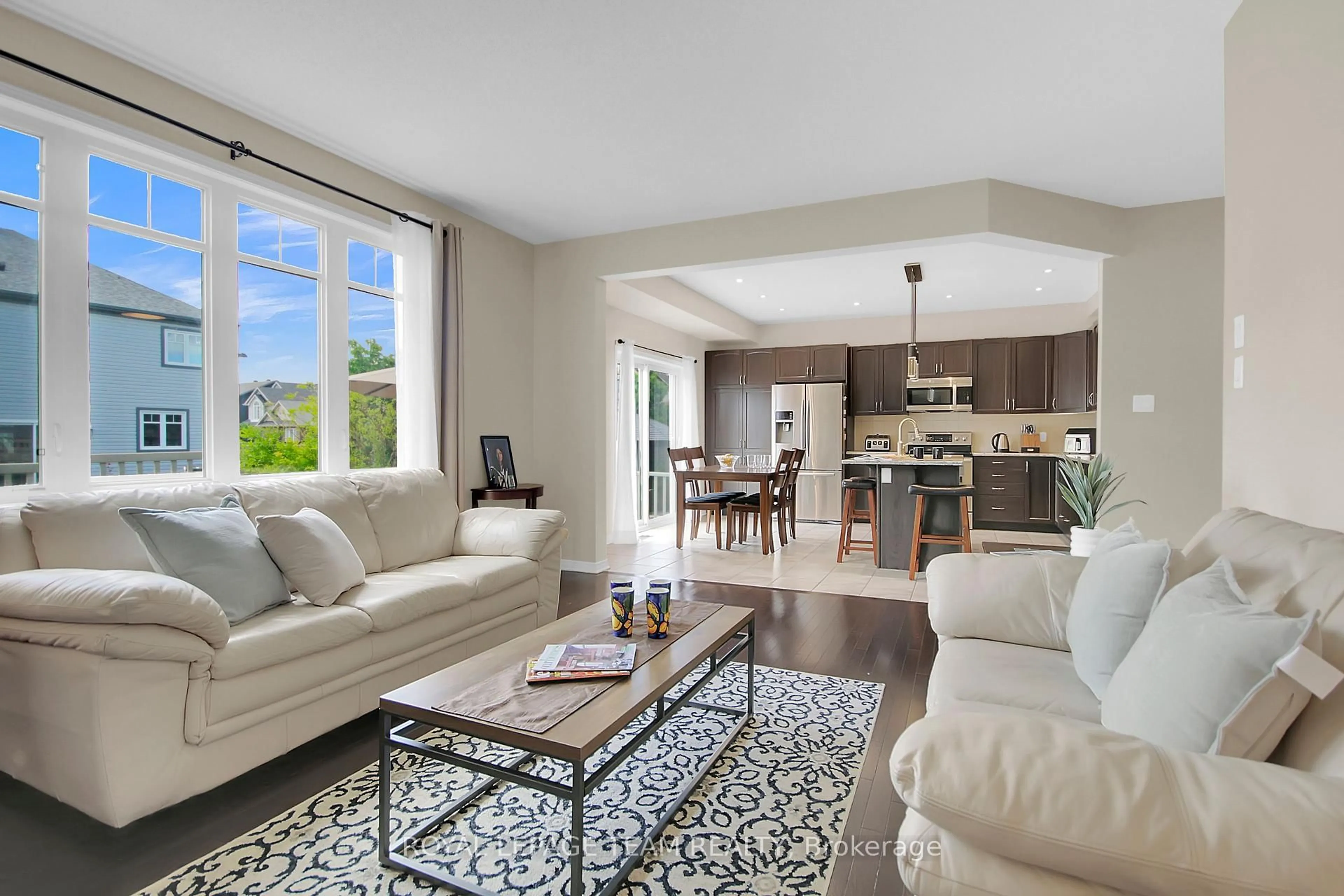 Living room with furniture, unknown for 217 Balikun Hts, Stittsville Ontario K2V 0A6