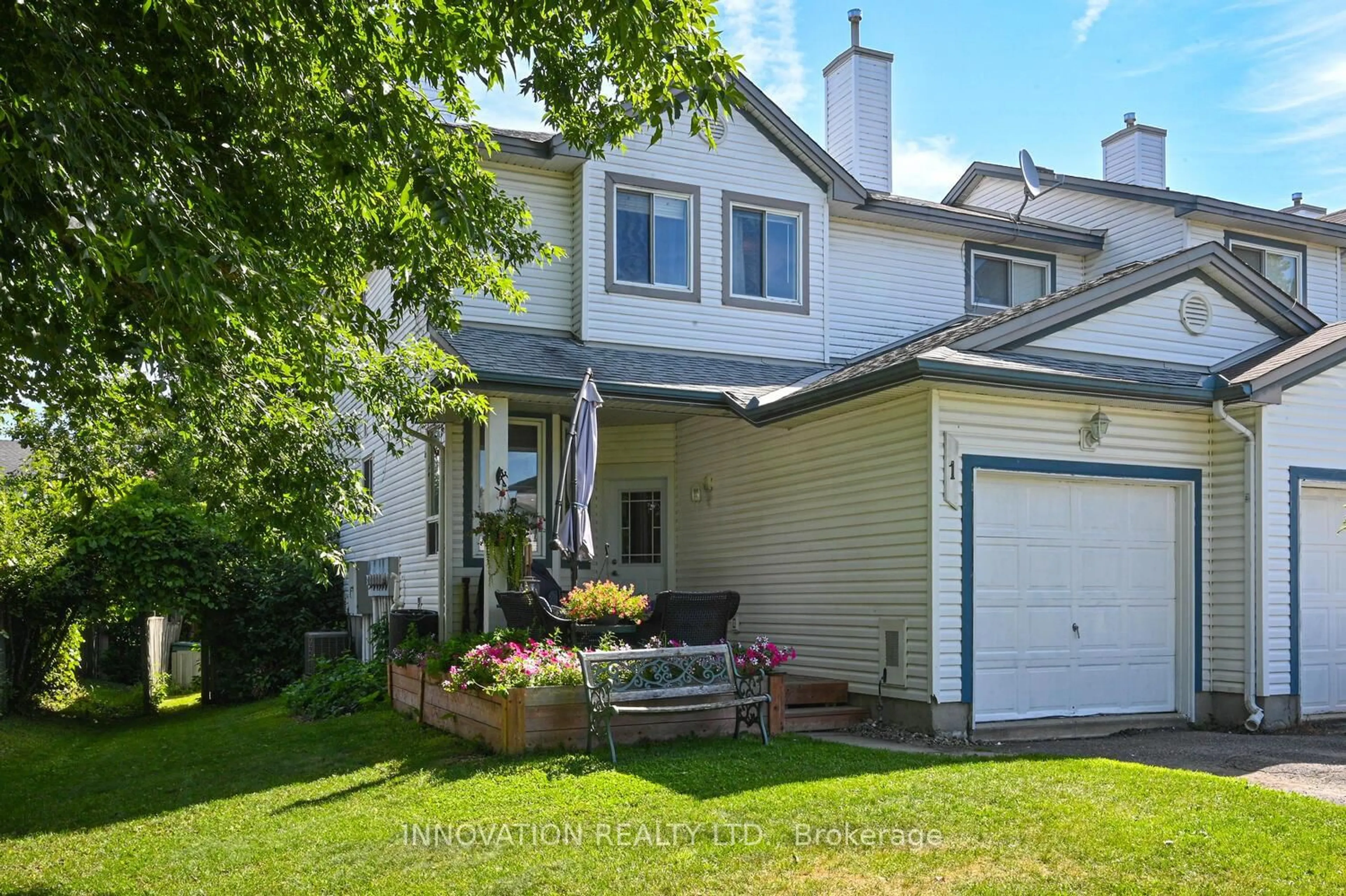 Home with vinyl exterior material, street for 1 Liette Crt, North Grenville Ontario K0G 1J0