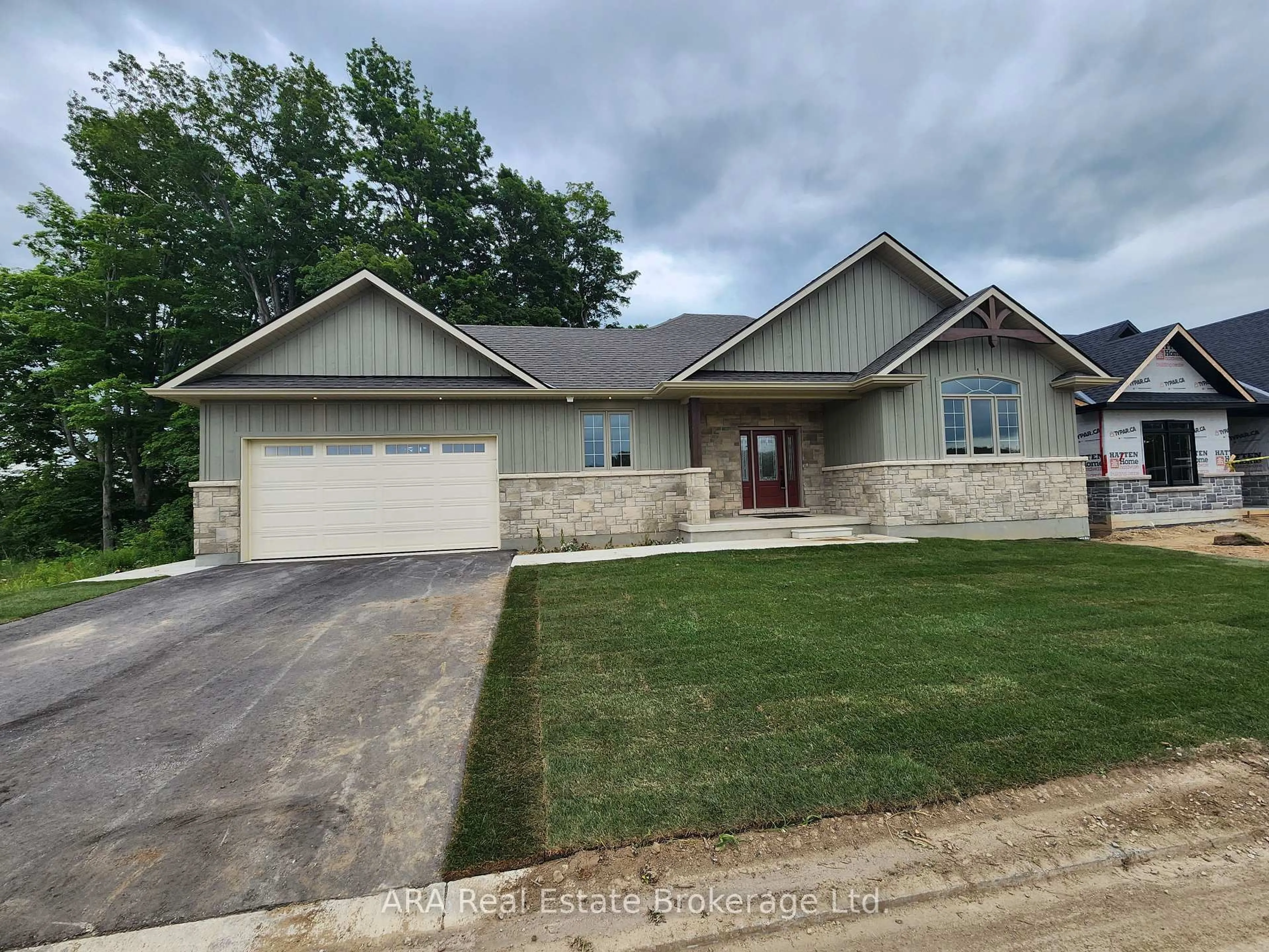 Home with brick exterior material, street for 8 HILTON Lane #30, Meaford Ontario N4L 1L8