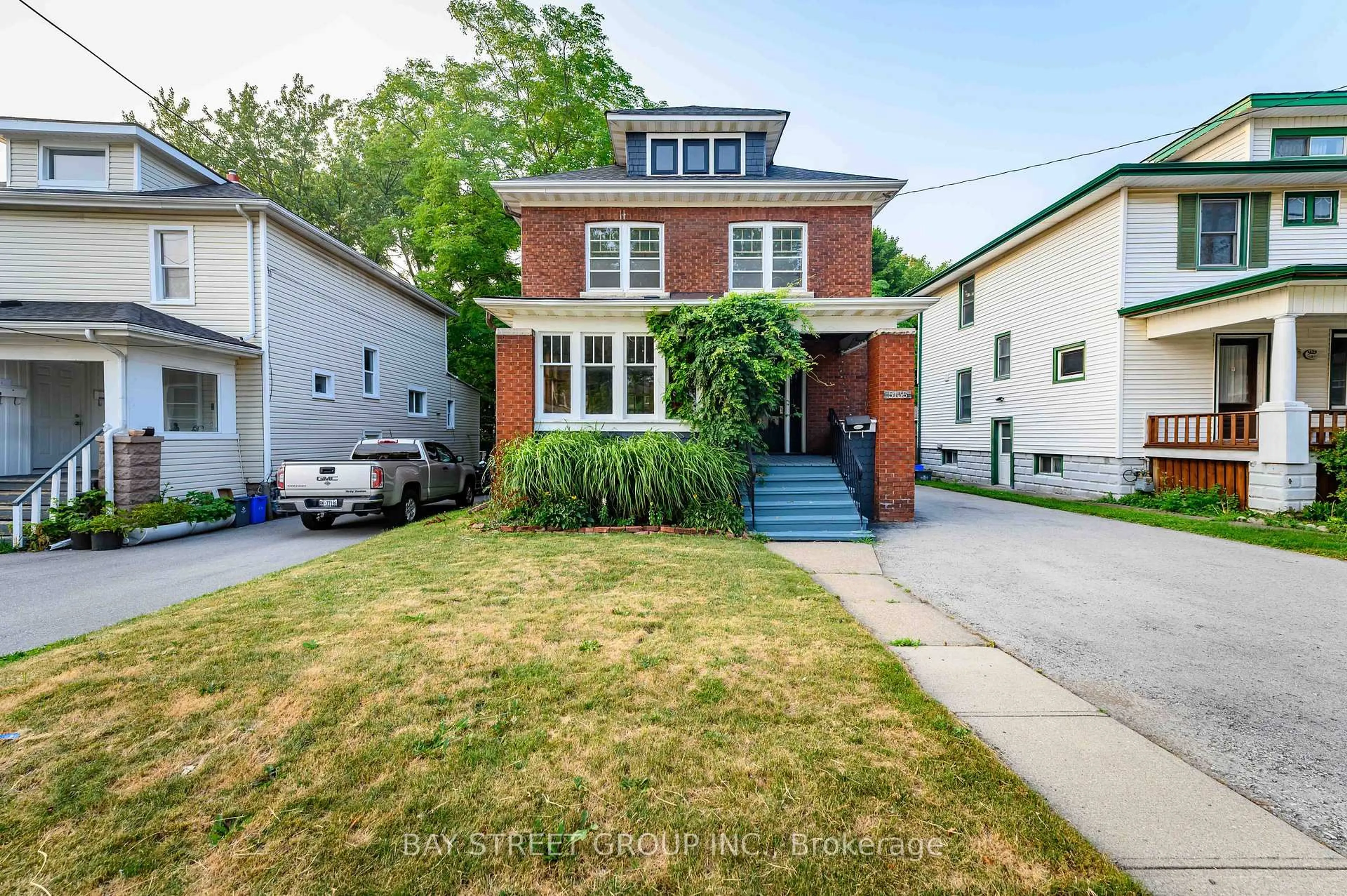 Home with brick exterior material, street for 5135 Mcrae St, Niagara Falls Ontario L2E 1P6