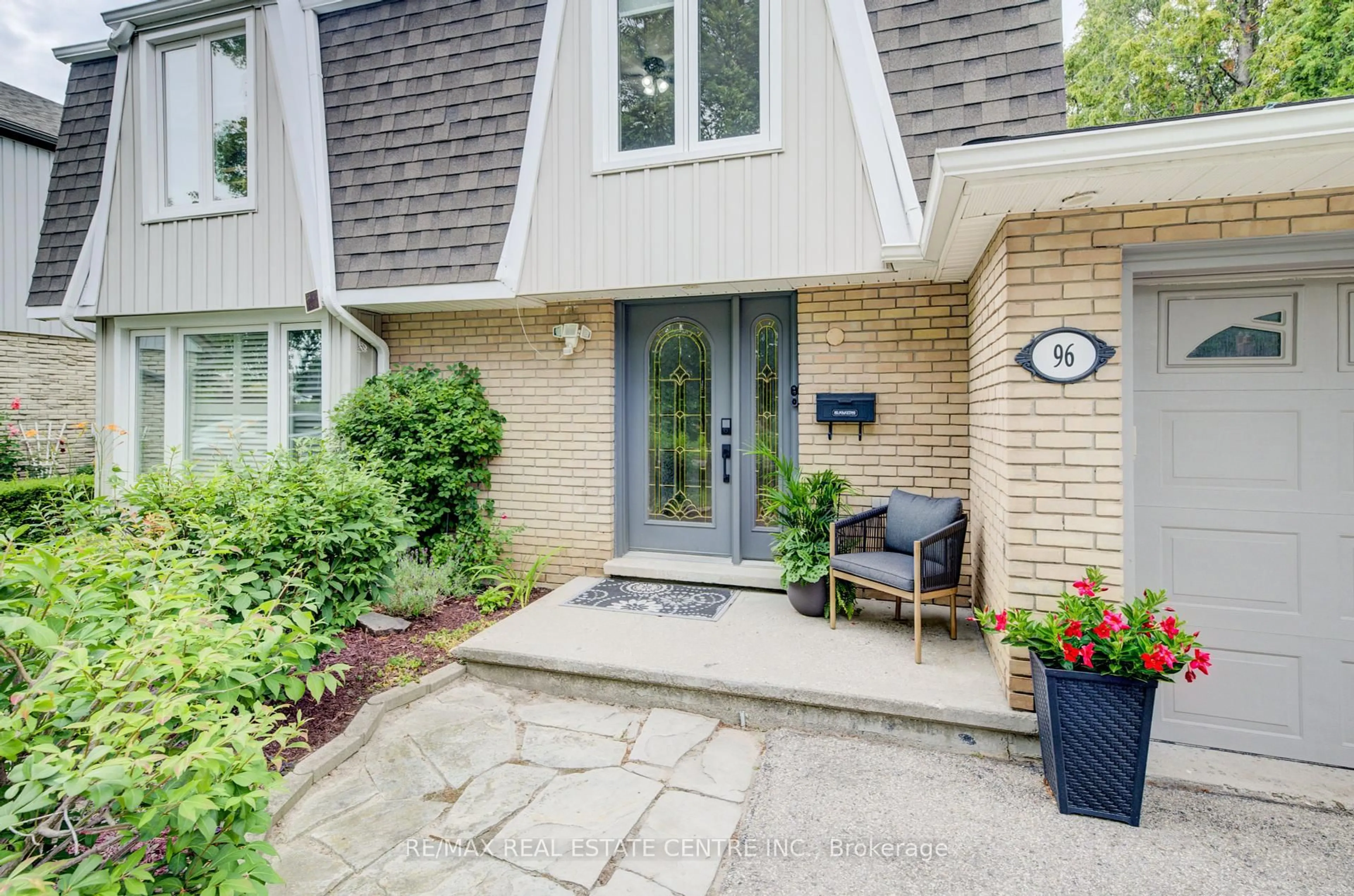 Unknown for 96 Manor Dr, Kitchener Ontario N2A 2V1