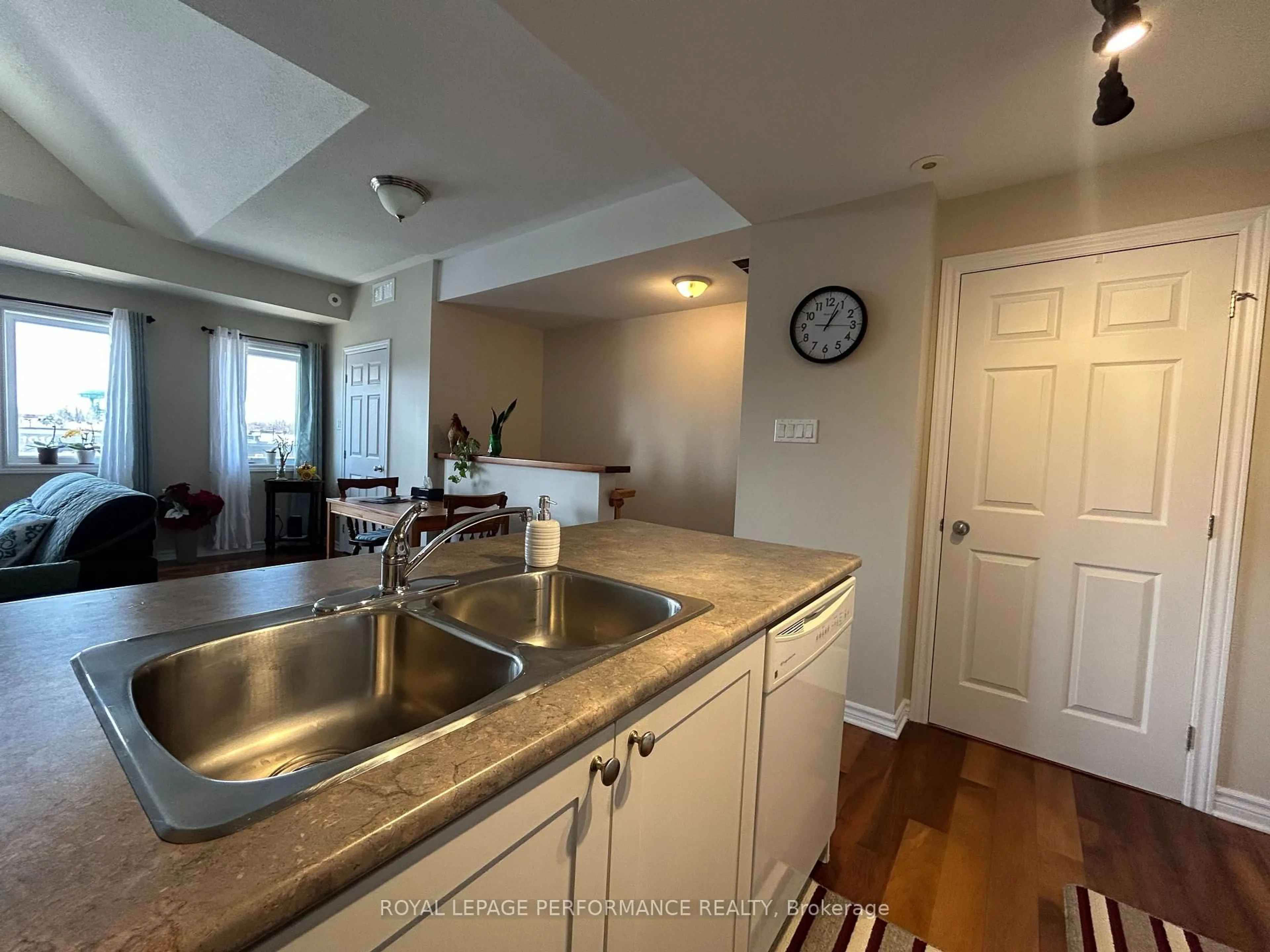 Standard kitchen, unknown for 1101 Stittsville Main St #L, Stittsville Ontario K2S 0C7