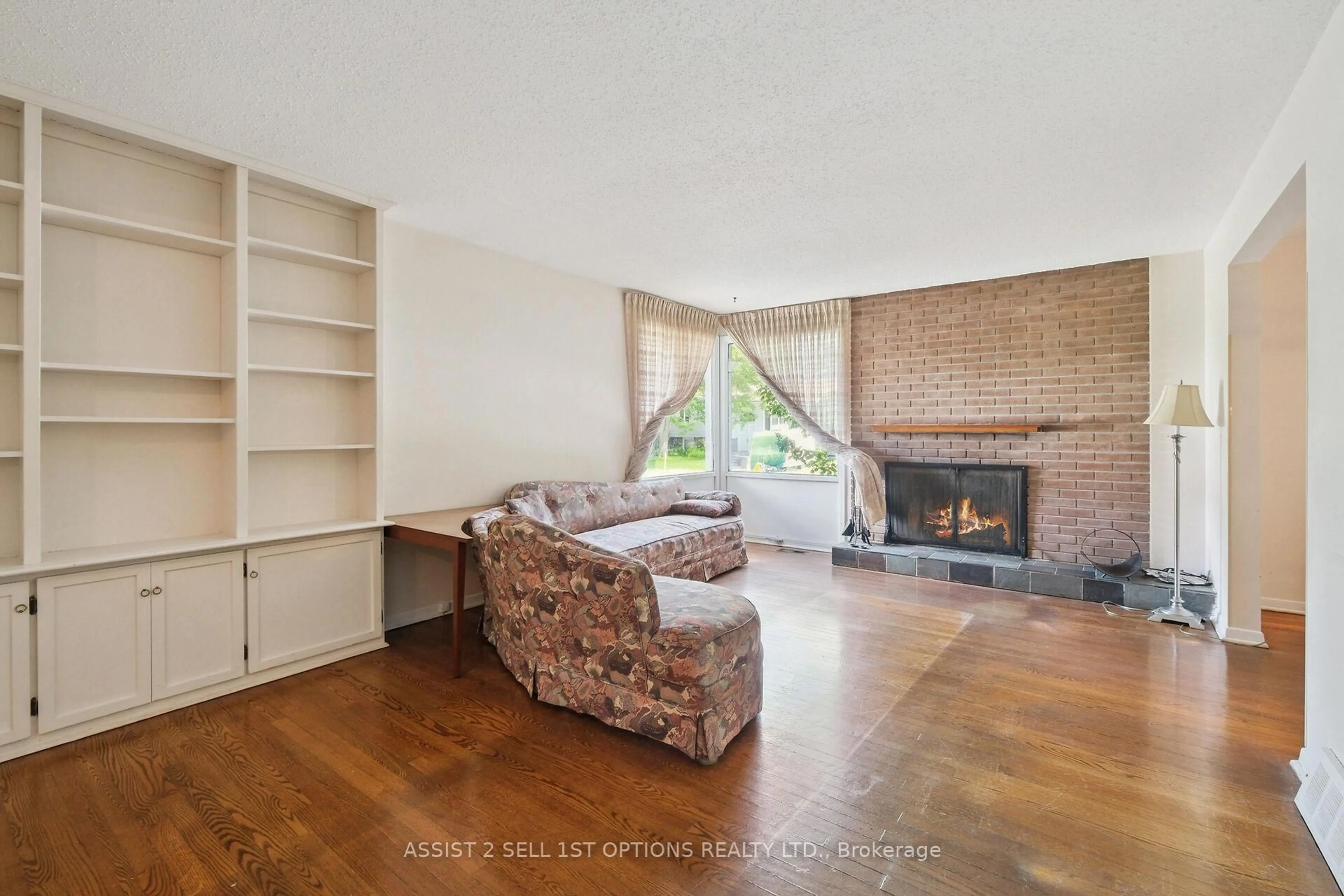 Living room with furniture, unknown for 19 Moorcroft Rd, Ottawa Ontario K2G 0M6