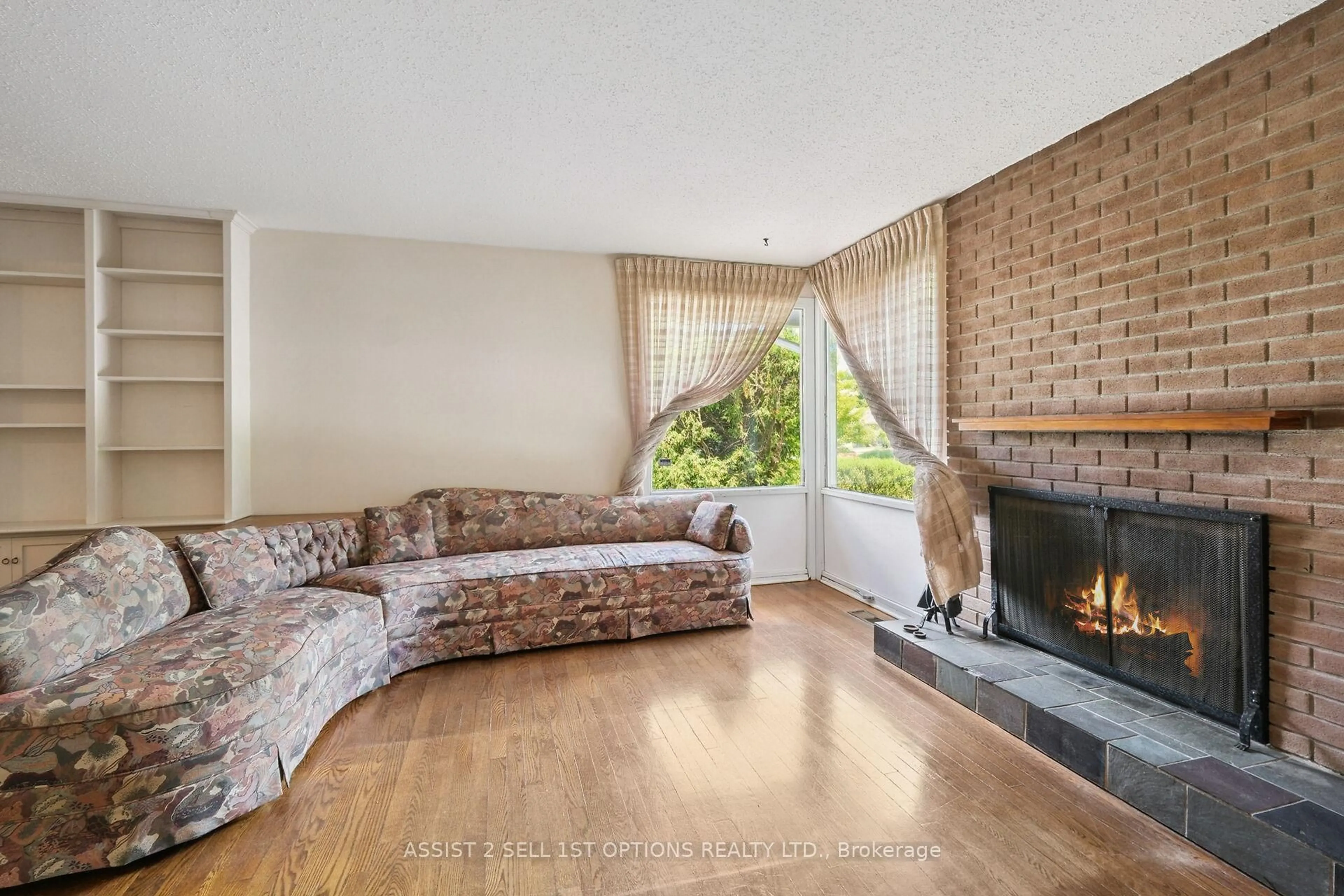 Living room with furniture, unknown for 19 Moorcroft Rd, Ottawa Ontario K2G 0M6