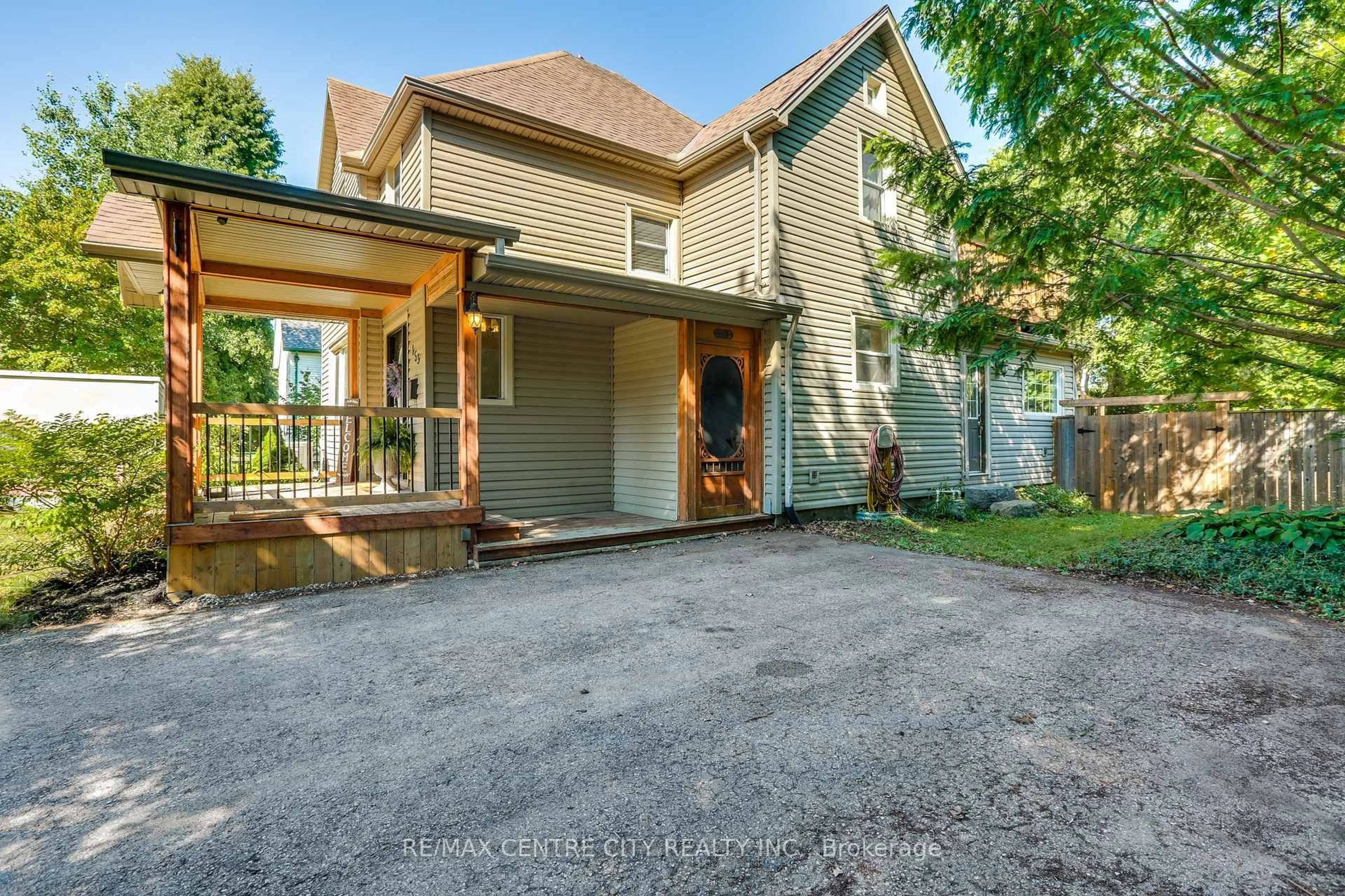 Unknown for 153 Shackleton St, Dutton/Dunwich Ontario N0L 1J0