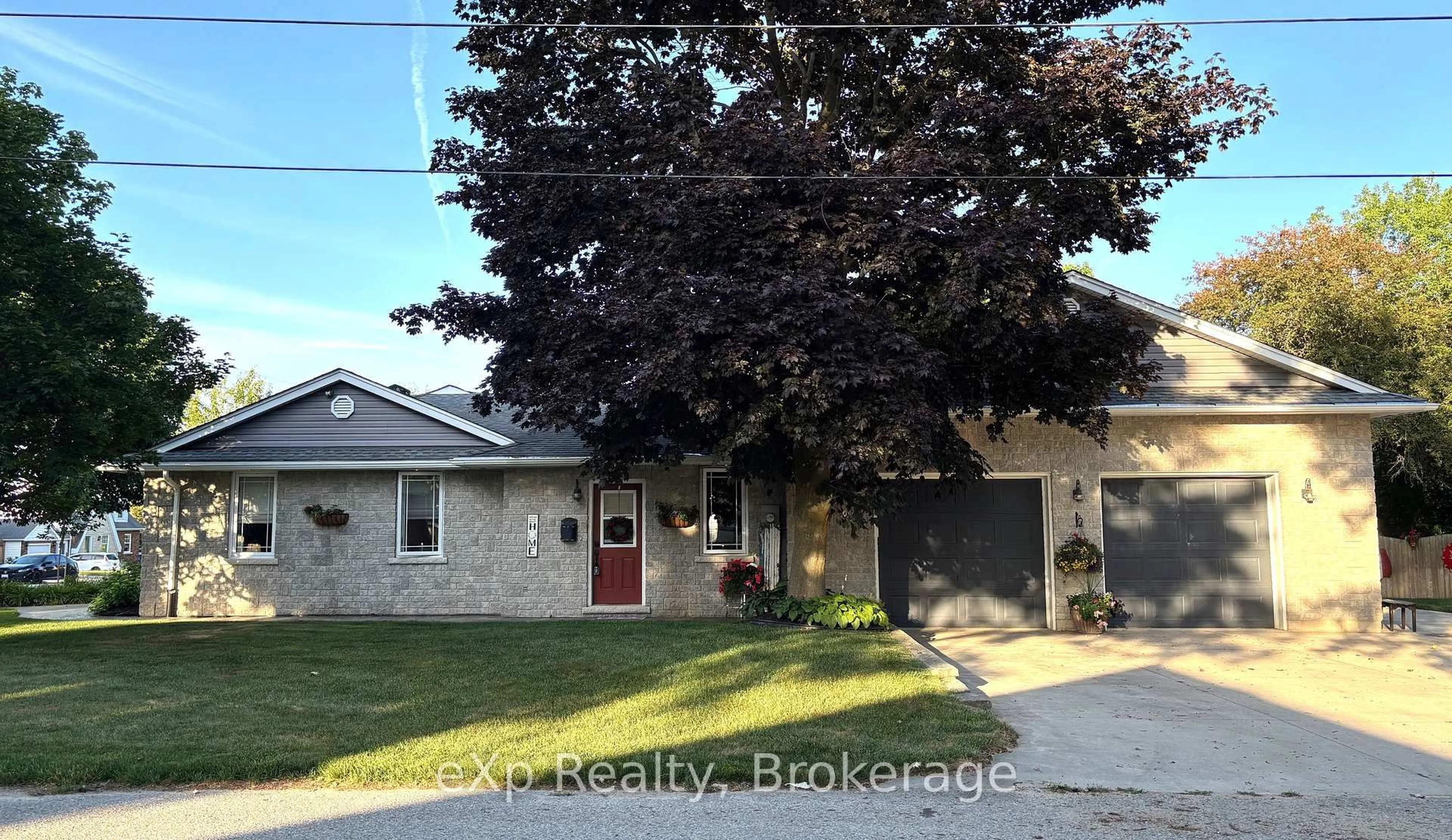 Unknown for 9 Johnstone Blvd, Brockton Ontario N0G 2V0