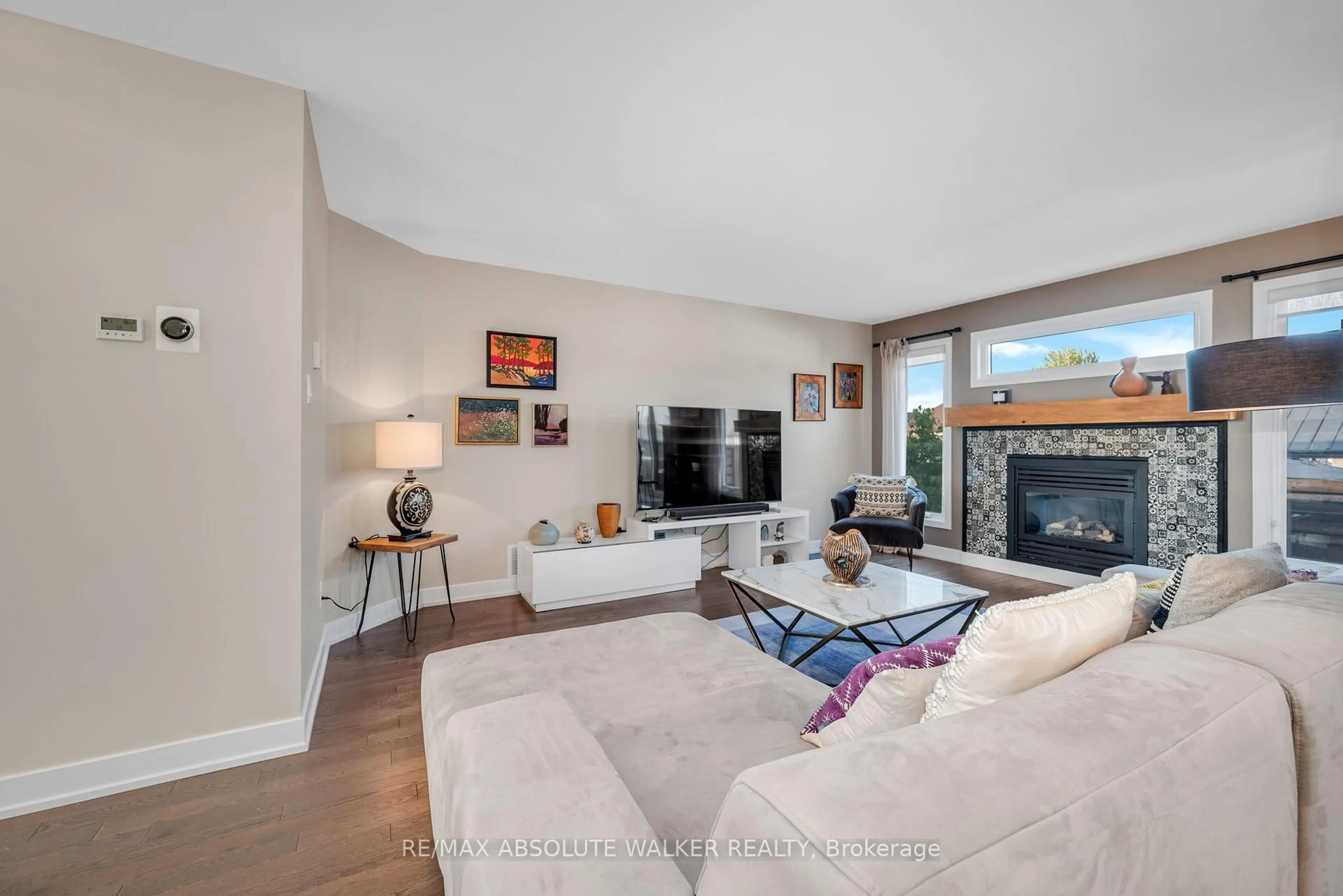 Living room with furniture, unknown for 224 Versaille St, Alfred and Plantagenet Ontario K0A 3K0