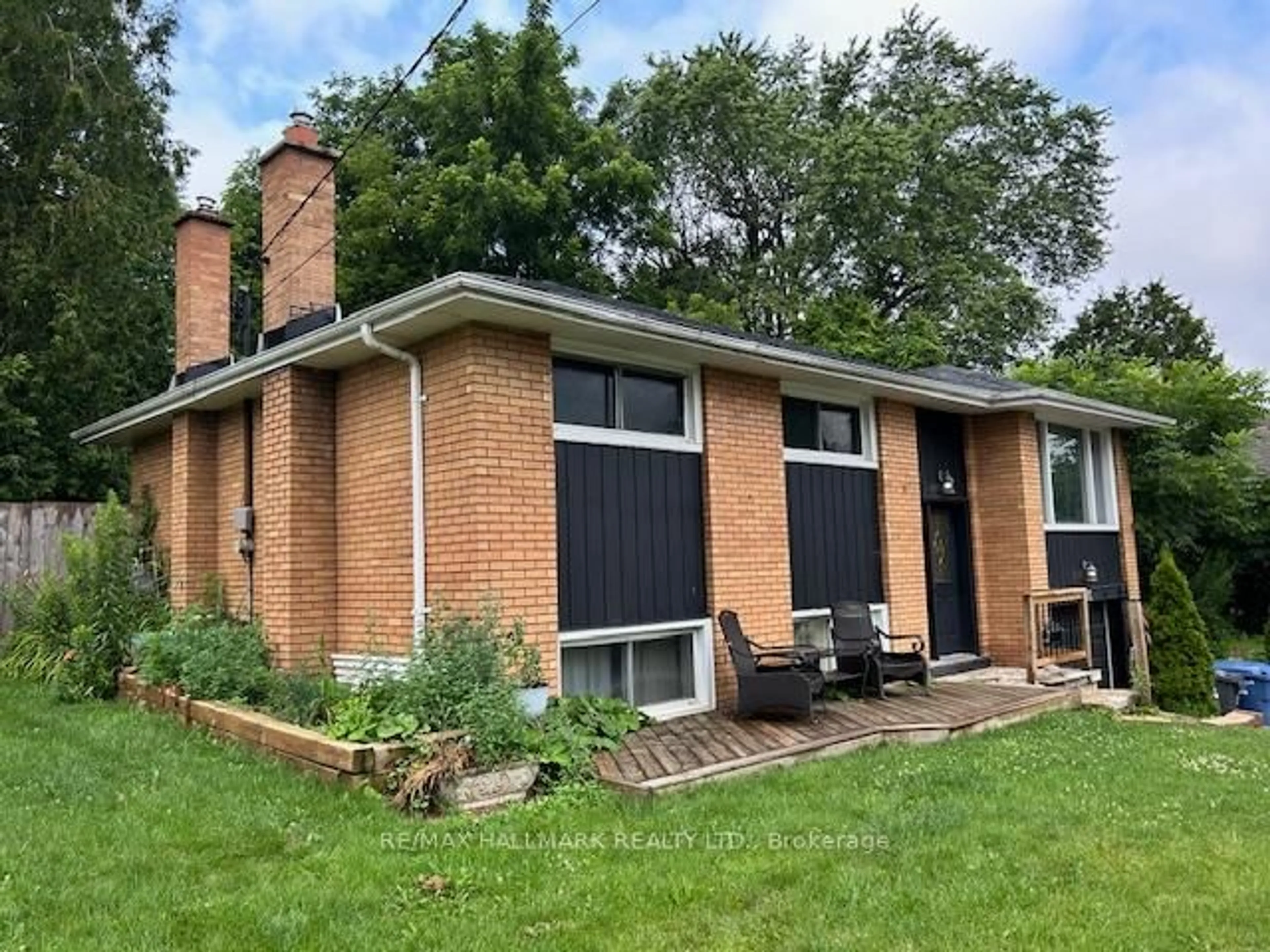 Home with brick exterior material, street for 66 Rosewood Ave, Guelph Ontario N1H 6A1