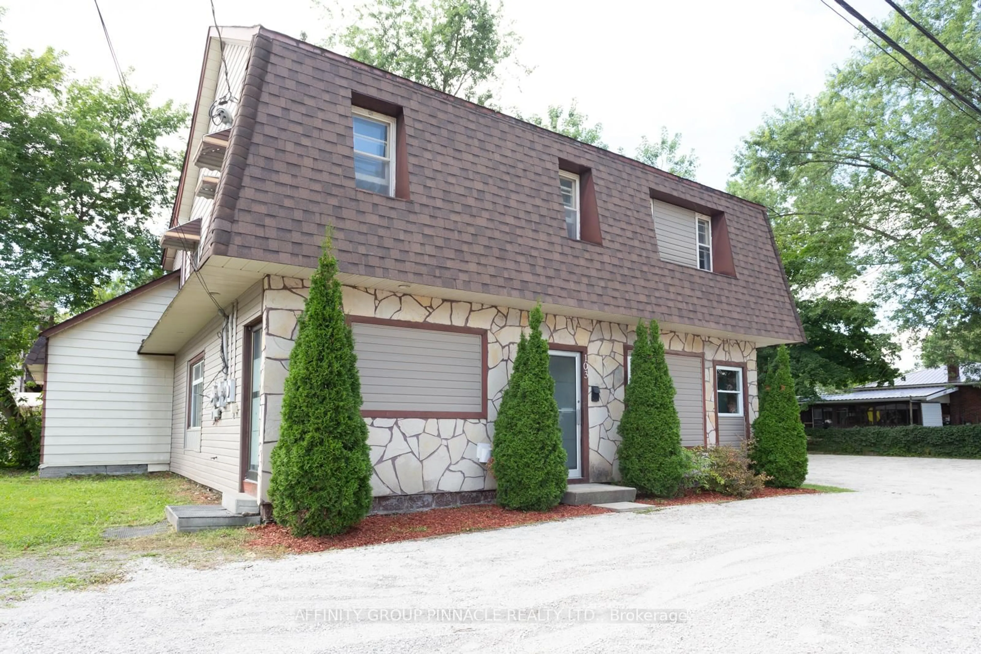 Home with vinyl exterior material, unknown for 103 Durham St, Kawartha Lakes Ontario K9V 2R2
