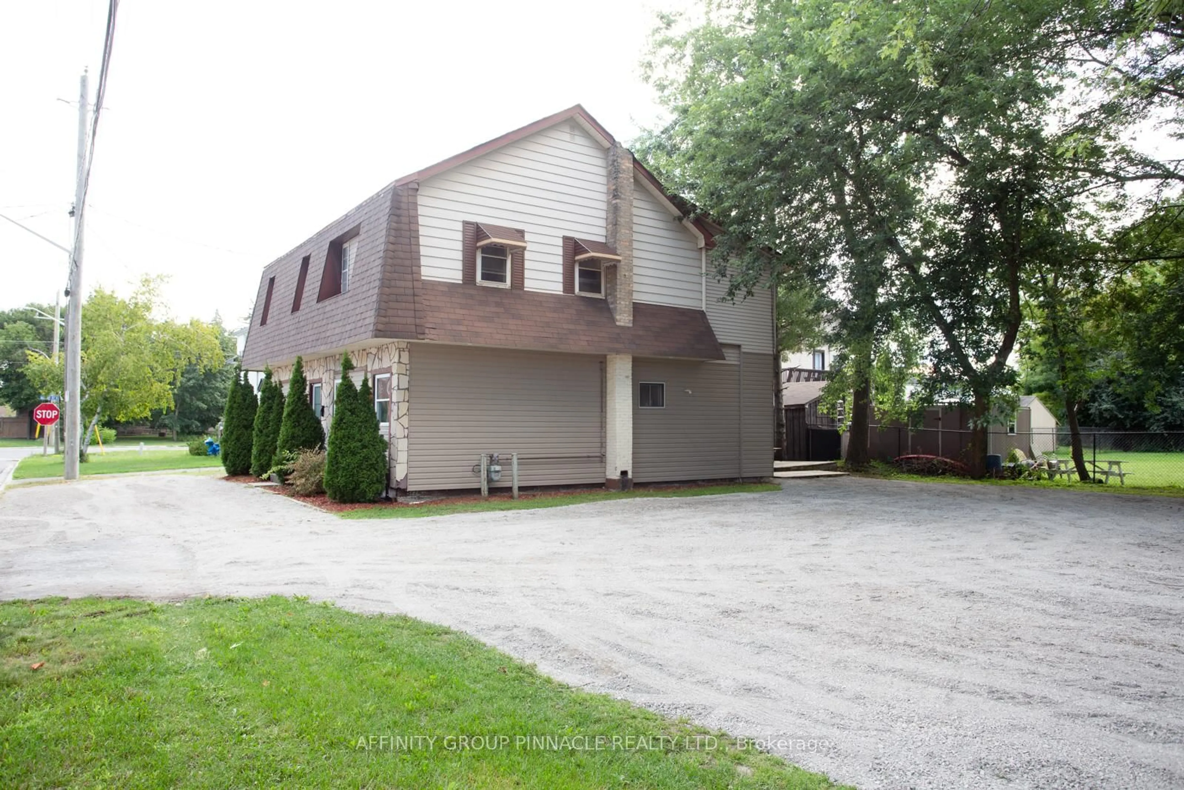 Unknown for 103 Durham St, Kawartha Lakes Ontario K9V 2R2