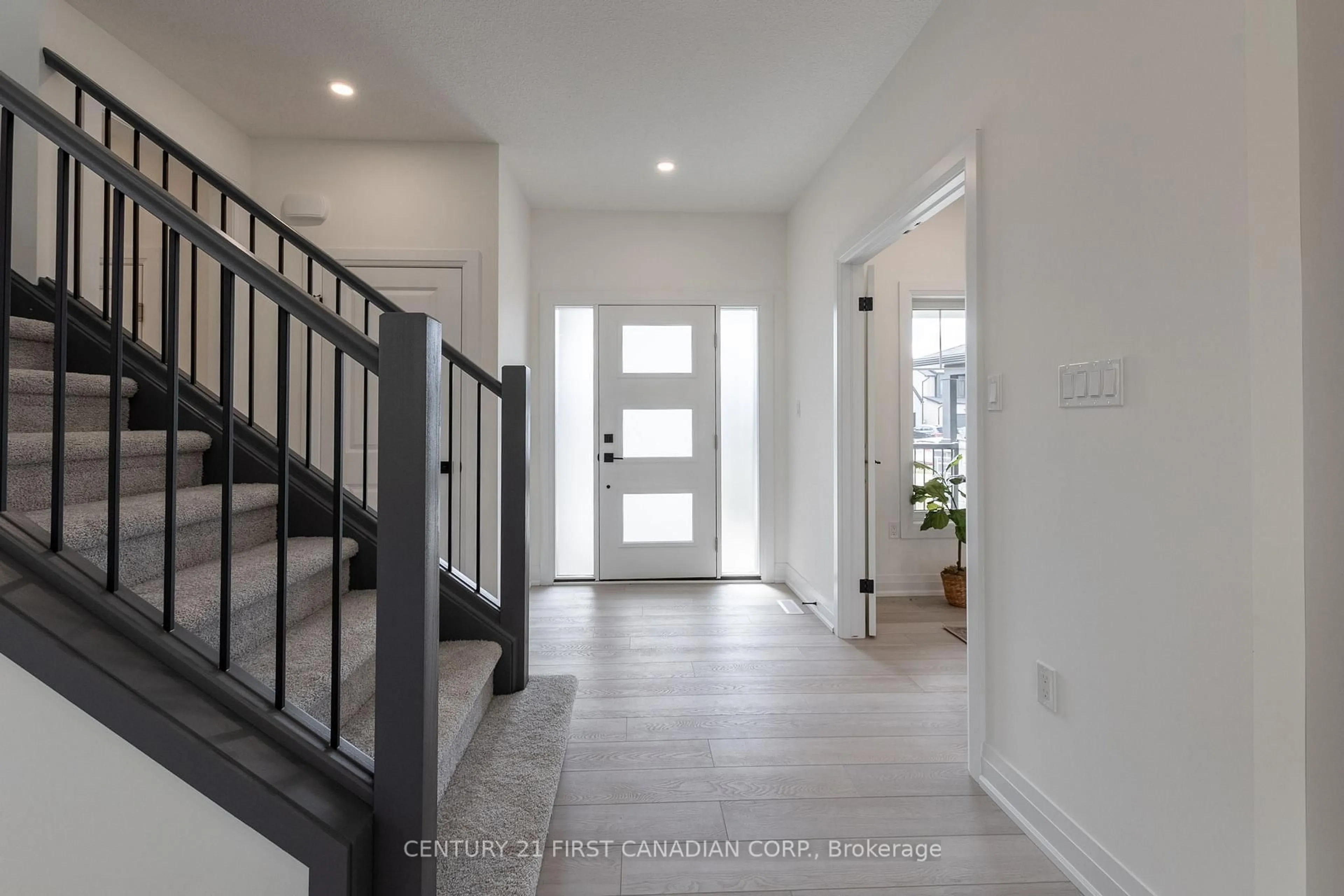 Indoor entryway for 116 Sheldabren St, North Middlesex Ontario N0M 1A0