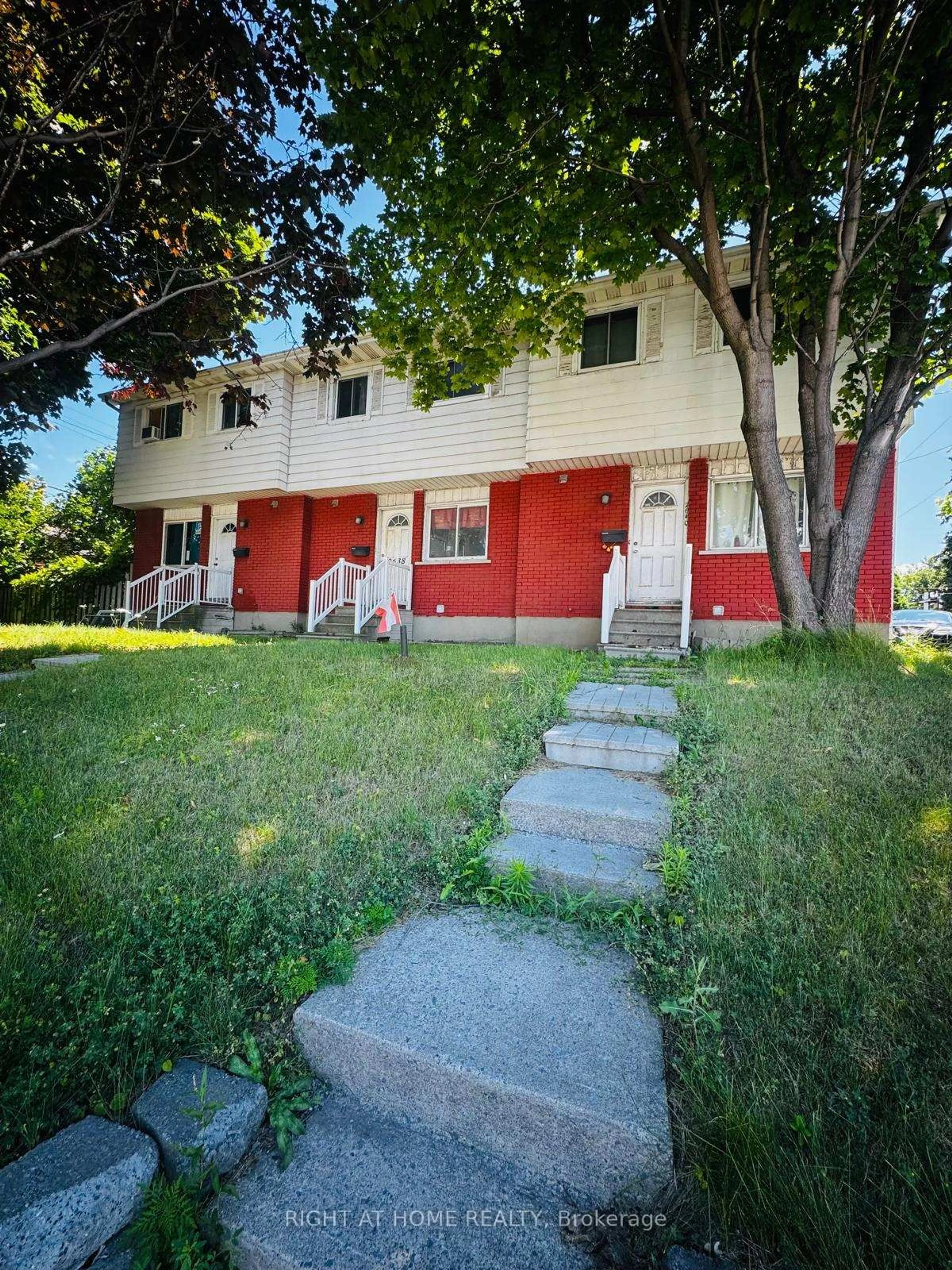 A pic from outside/outdoor area/front of a property/back of a property/a pic from drone, street for 2636,2638,2640 Carling Ave, Ottawa Ontario K2B 7H9
