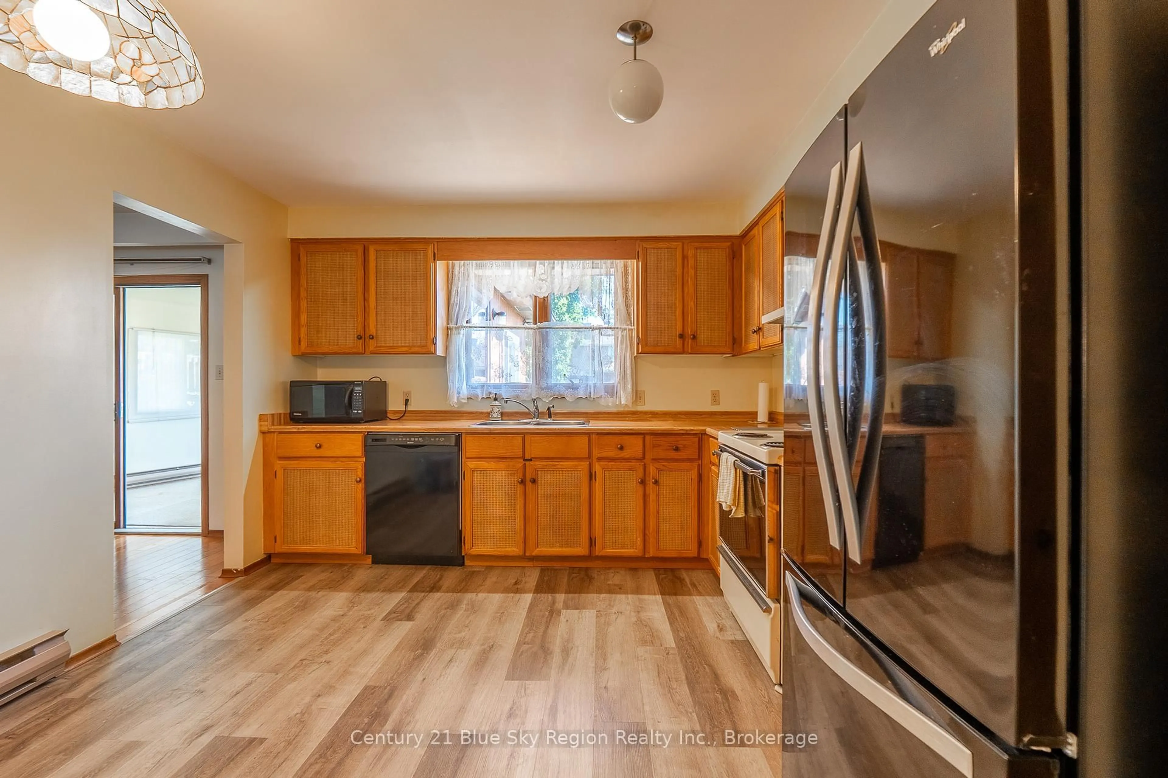 Open concept kitchen, unknown for 72 Eglee Ave, North Bay Ontario P1B 8Z7