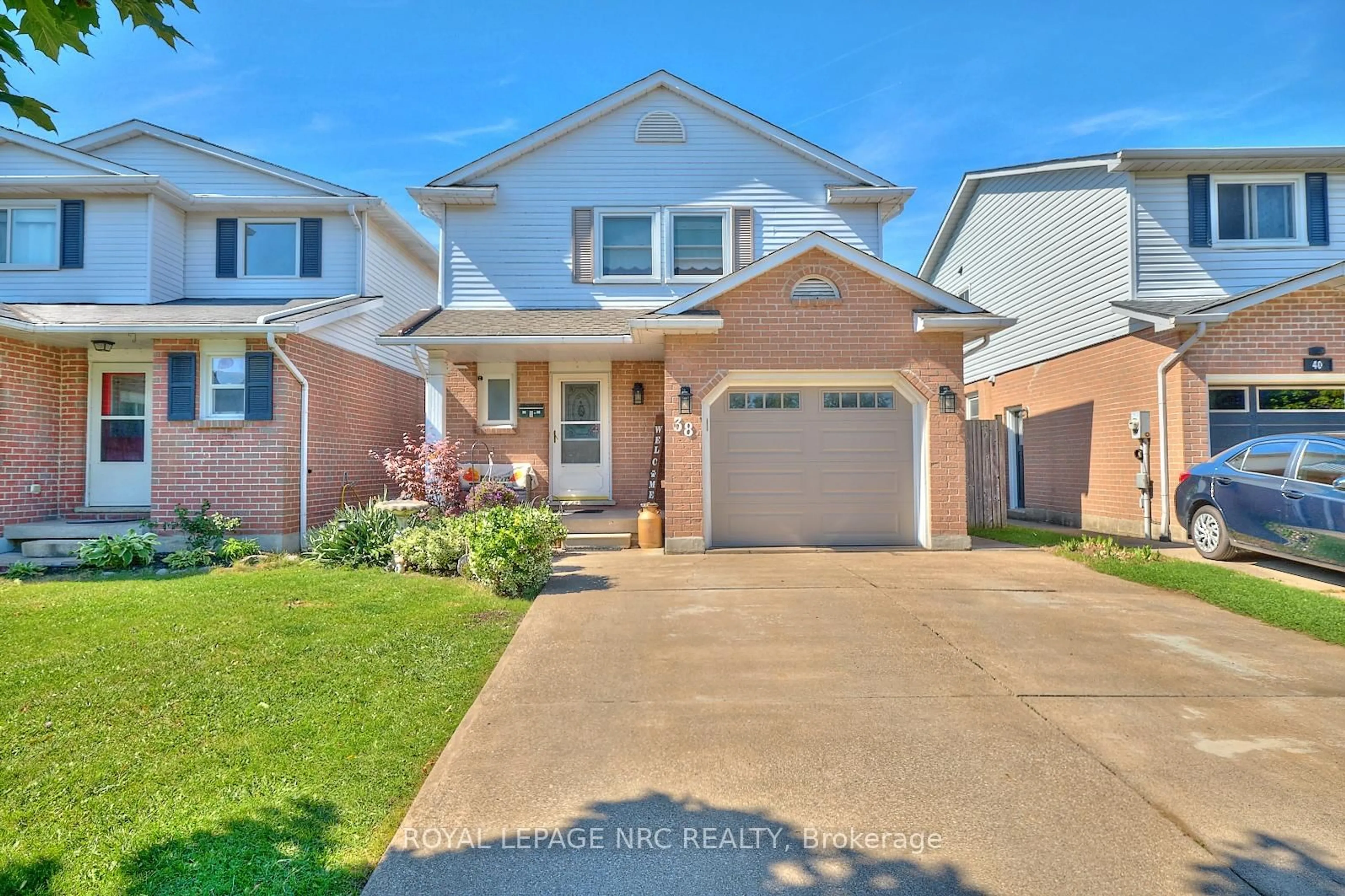 Home with brick exterior material, street for 38 Culligan Cres, Thorold Ontario L2V 4P1