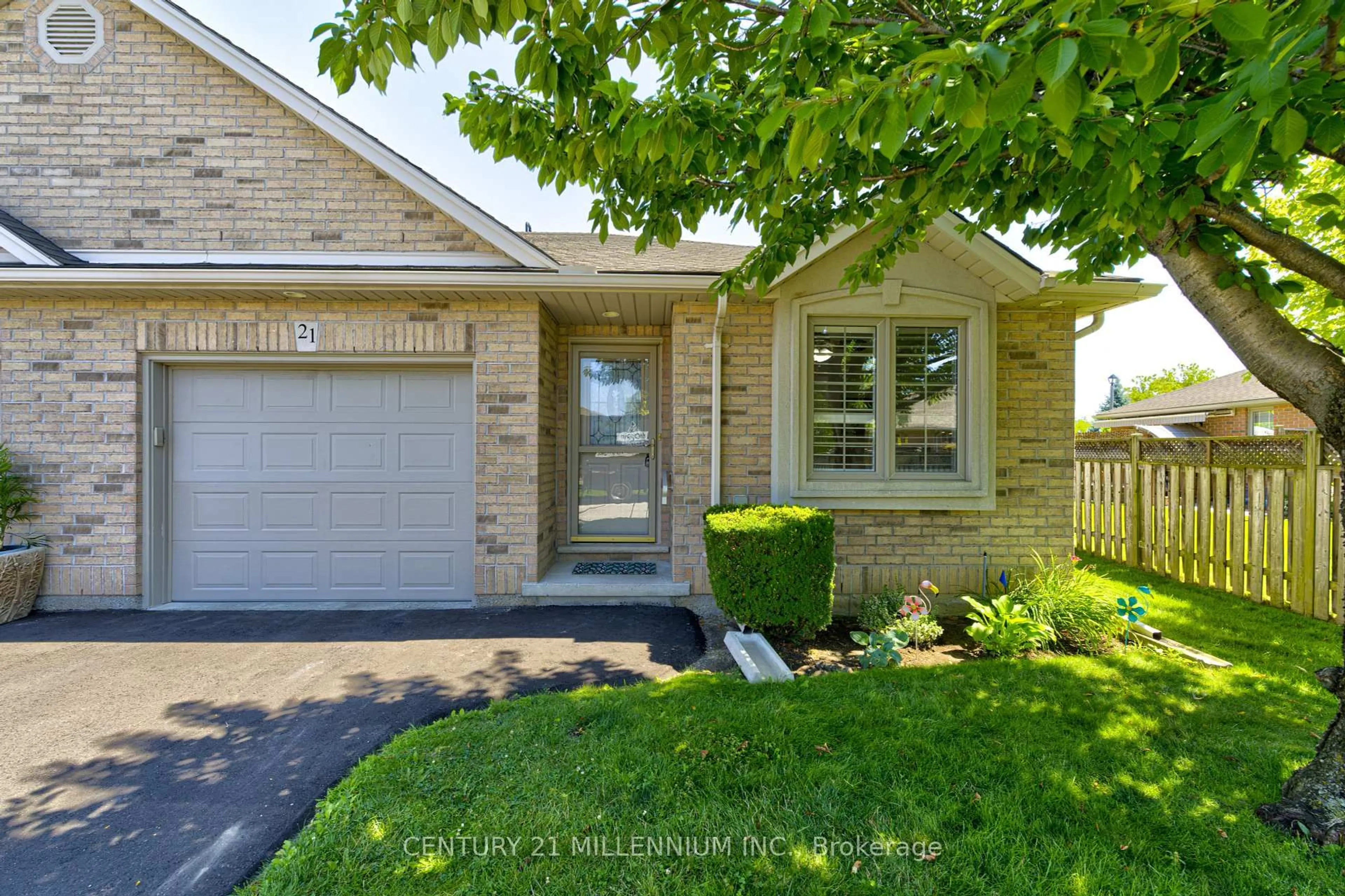 Home with brick exterior material, street for 385 Park Rd #21, Brantford Ontario N3R 0A1