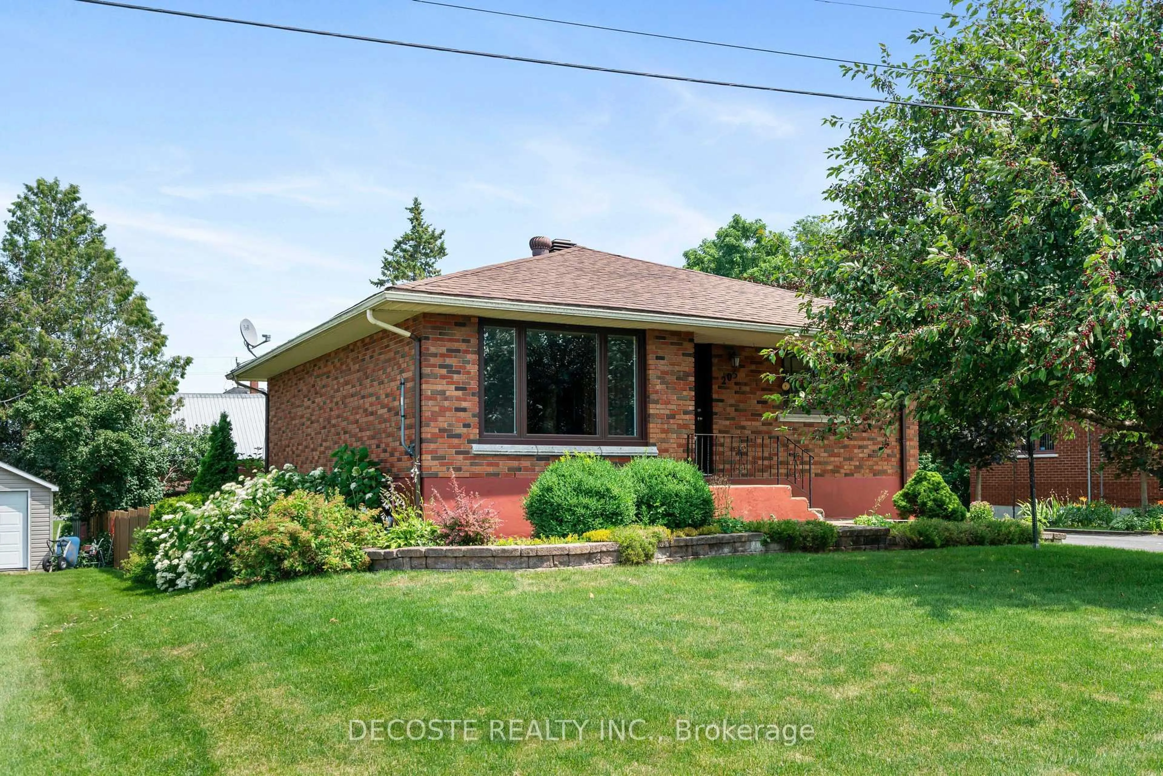Home with brick exterior material, water/lake/river/ocean view for 205 Dominion St, North Glengarry Ontario K0C 1A0