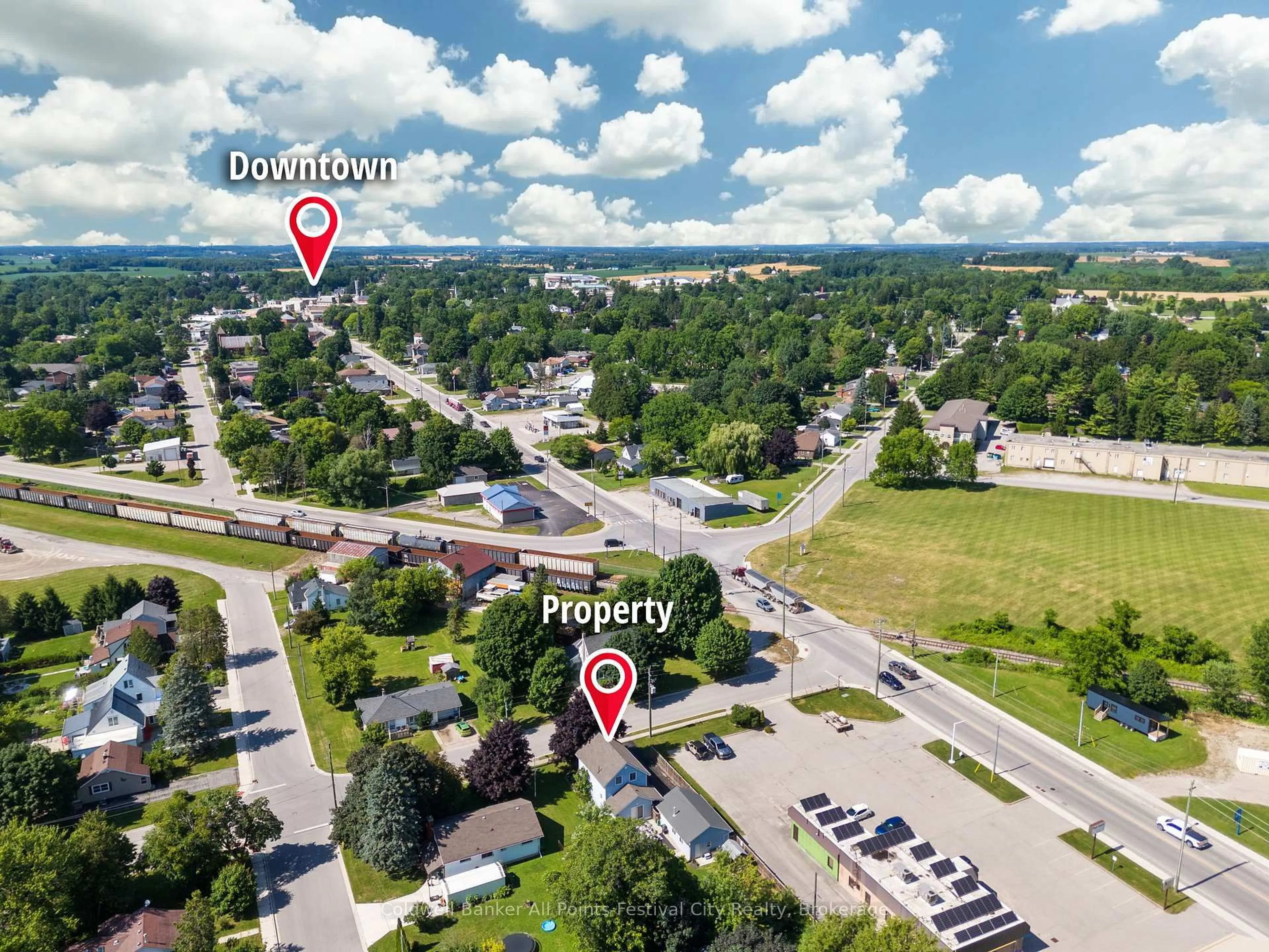 A pic from outside/outdoor area/front of a property/back of a property/a pic from drone, street for 150 Gordon St, Central Huron Ontario N0M 1L0