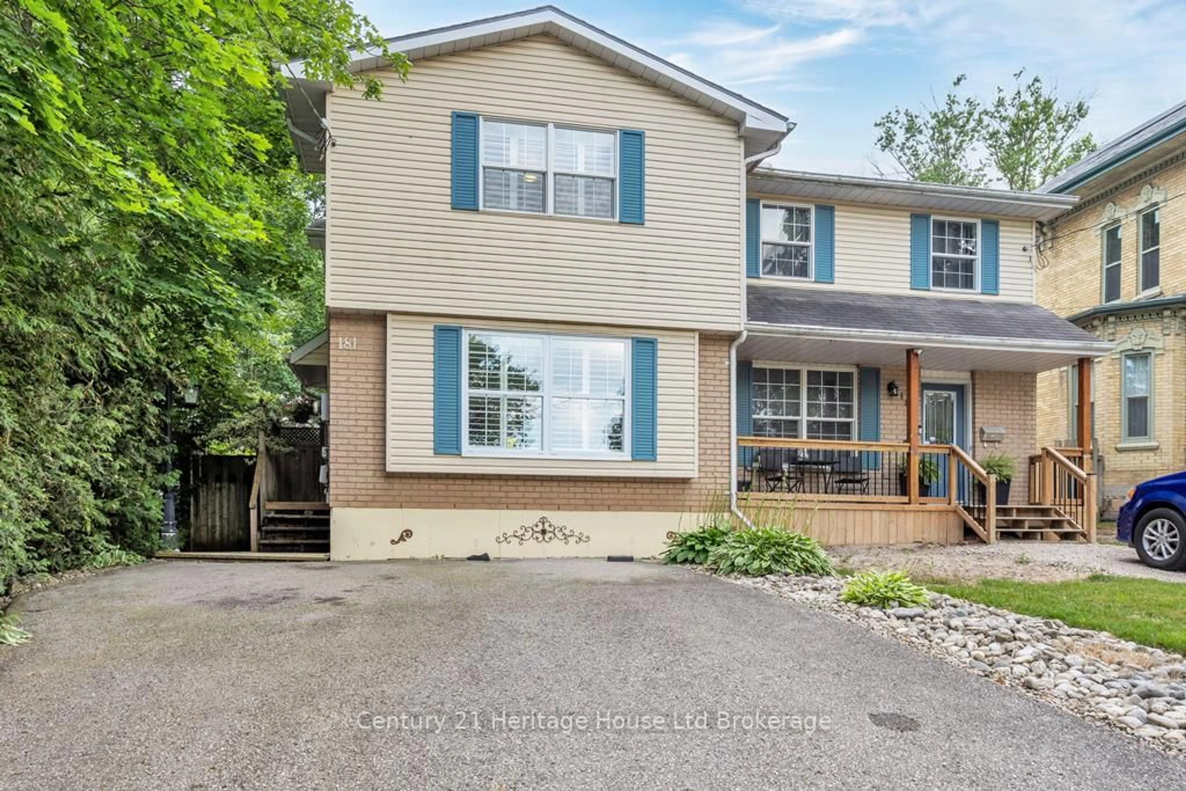 Unknown for 181 Thames St, Ingersoll Ontario N5C 3E1