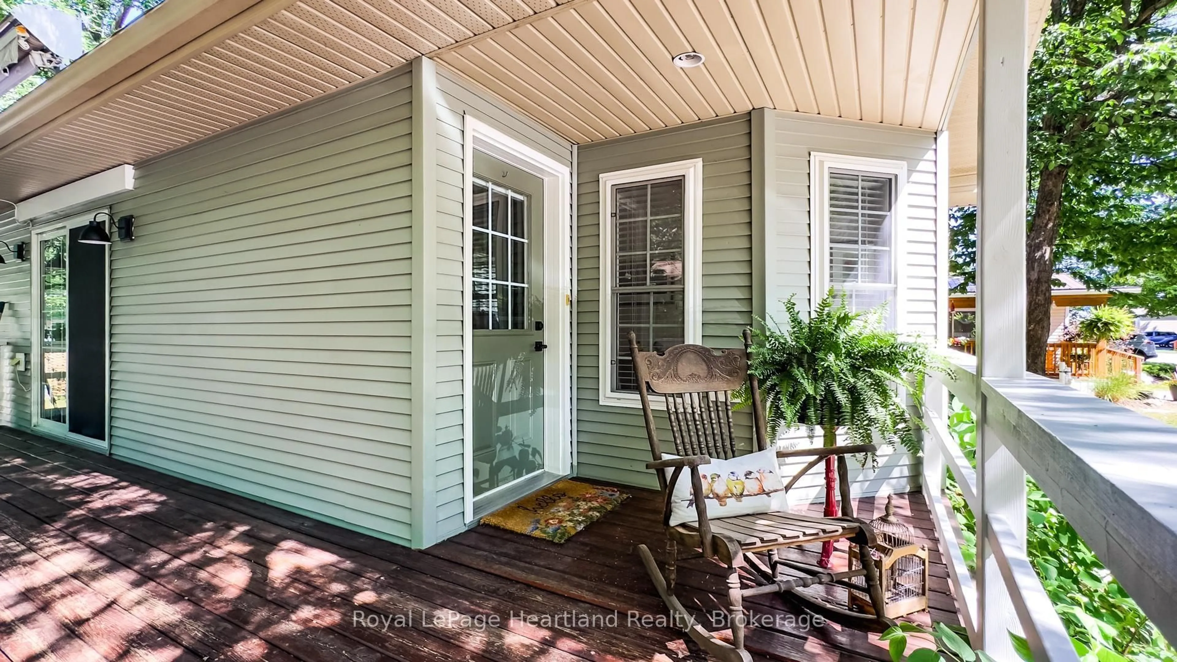 Home with vinyl exterior material, unknown for 7 Cree Lane, Ashfield-Colborne-Wawanosh Ontario N7A 3Y2