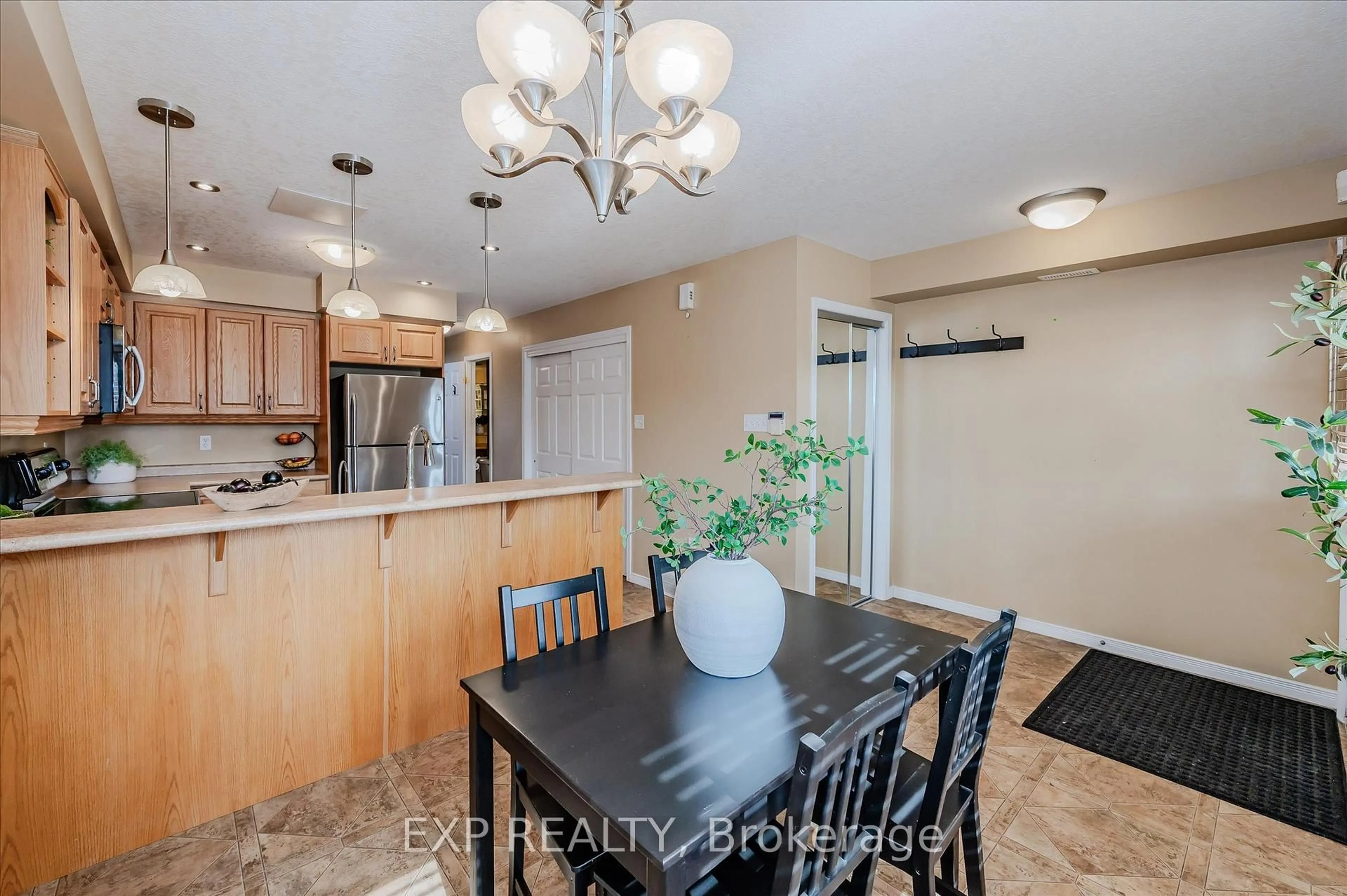 Open concept kitchen, unknown for 50 Howe Dr #21A, Kitchener Ontario N2E 0A3